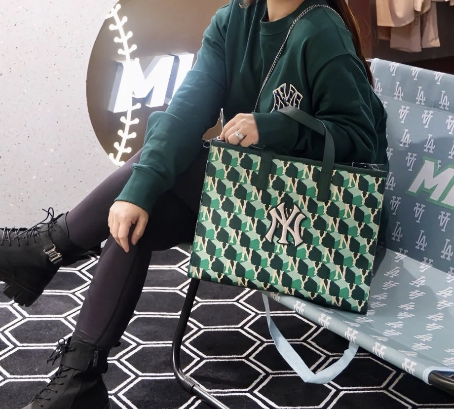 【現貨】MLB KRB121396 NY印花TOTE