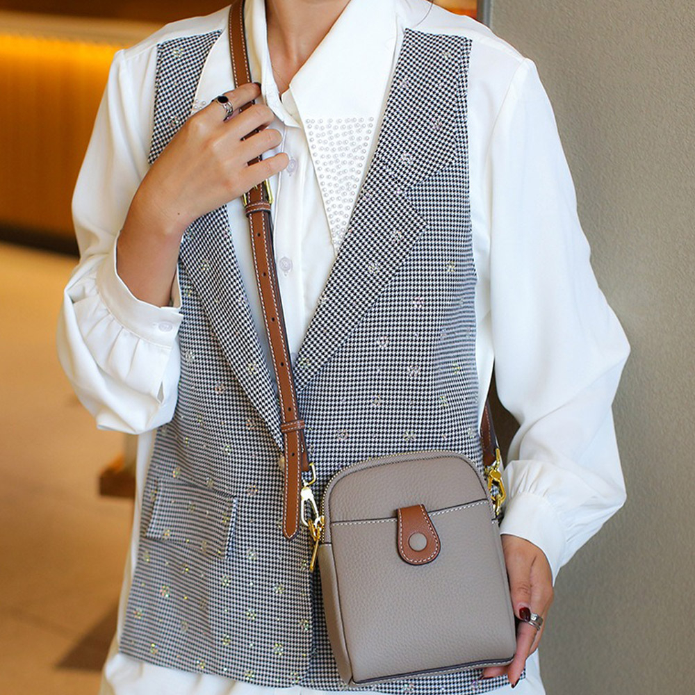 包包 女生包包 斜背包 手機包 小方包 大容量包包 真皮包包 隨身小包 百搭 軟皮 荔枝紋 流行包包 閨蜜包包 055