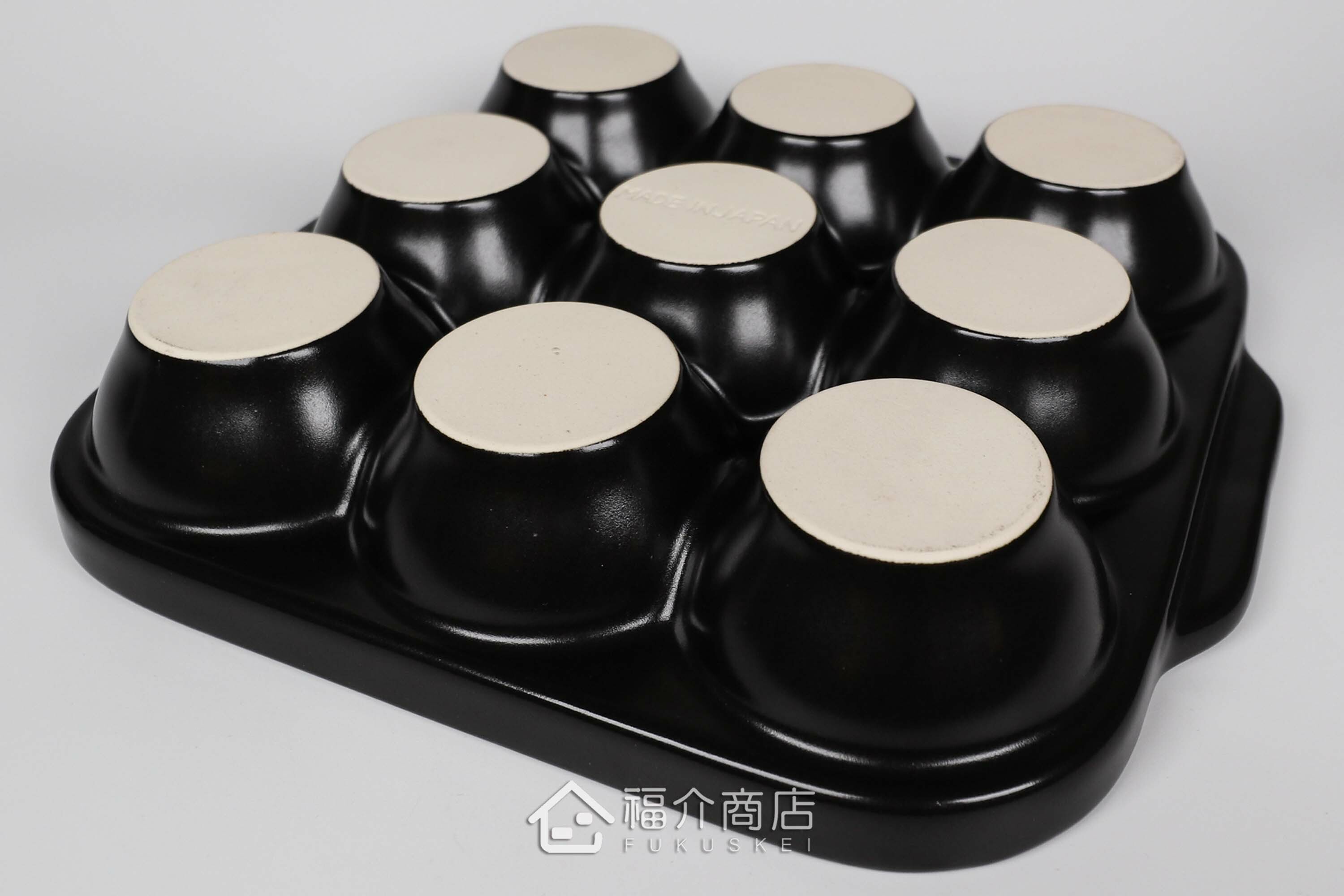 製作章魚燒的耐熱陶瓷烹飪器