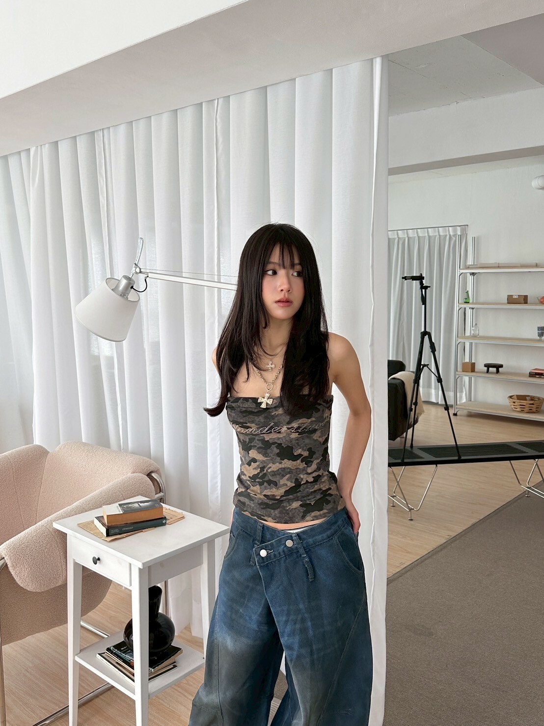 軍訓辣妹🪖迷彩燙鑽平口上衣