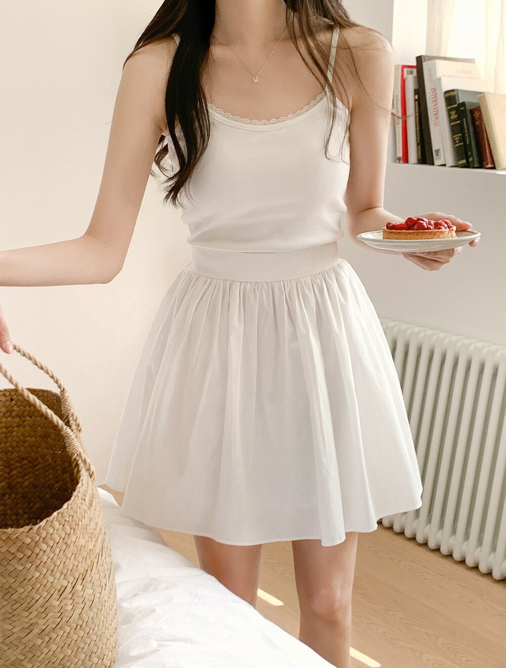 韓國grace muse授權 迷人簡約腰線抽褶蓬感短裙