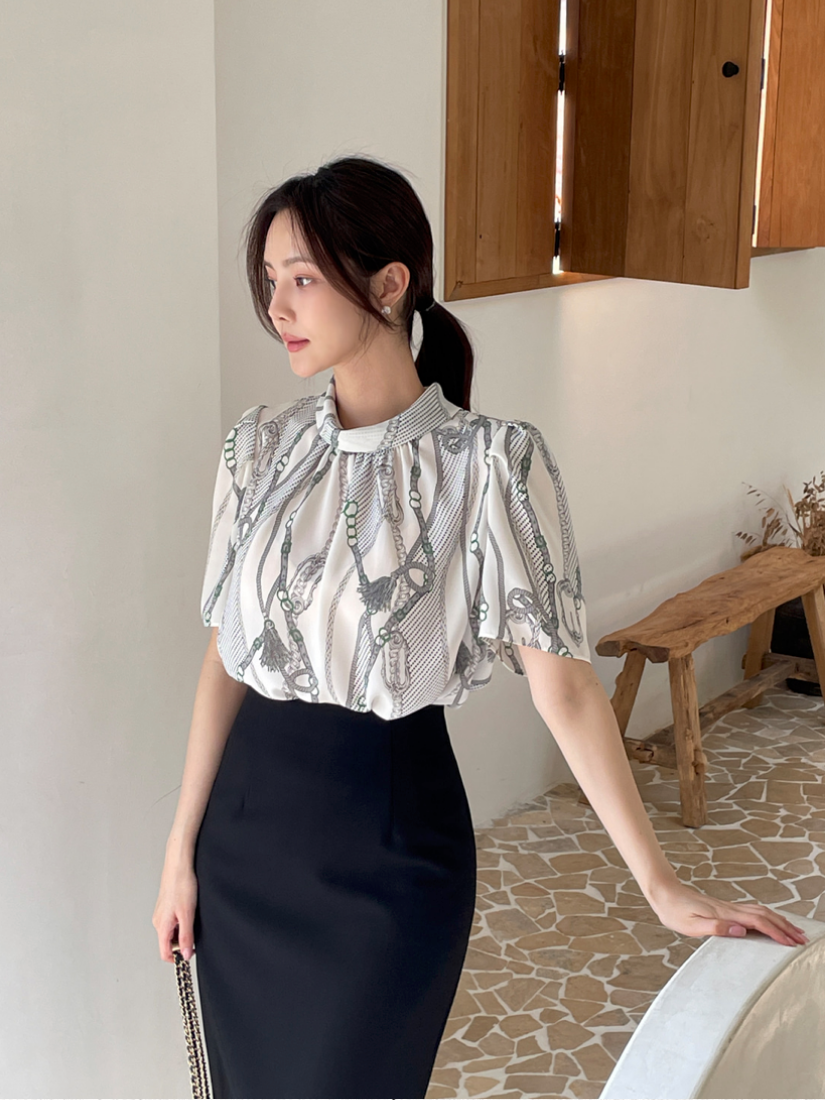 [現貨] Ula 反摺領圖案襯衫 [ 2色 / Free ]