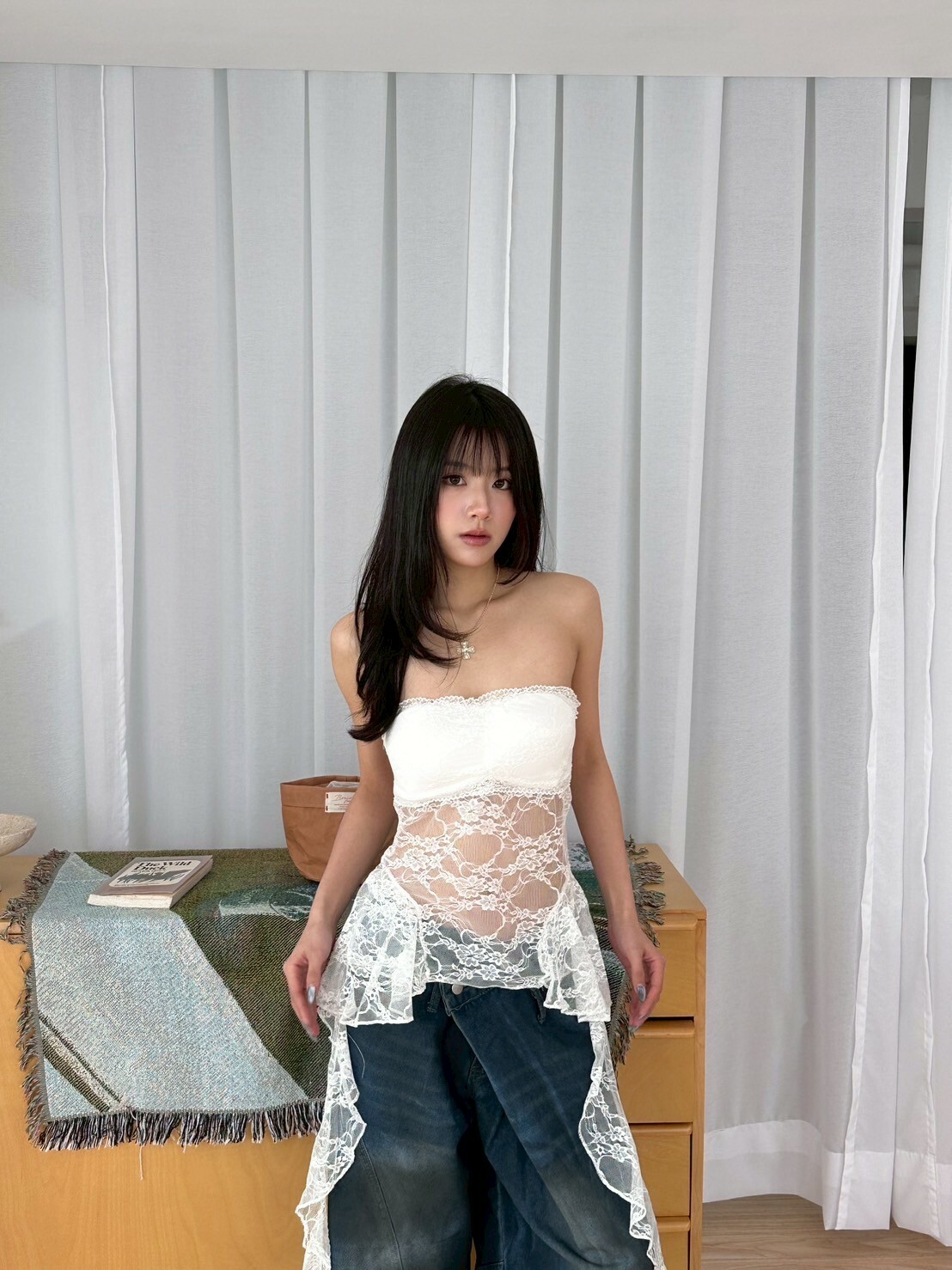 純欲蕾絲飄帶透視抹胸 2colors（帶胸墊）