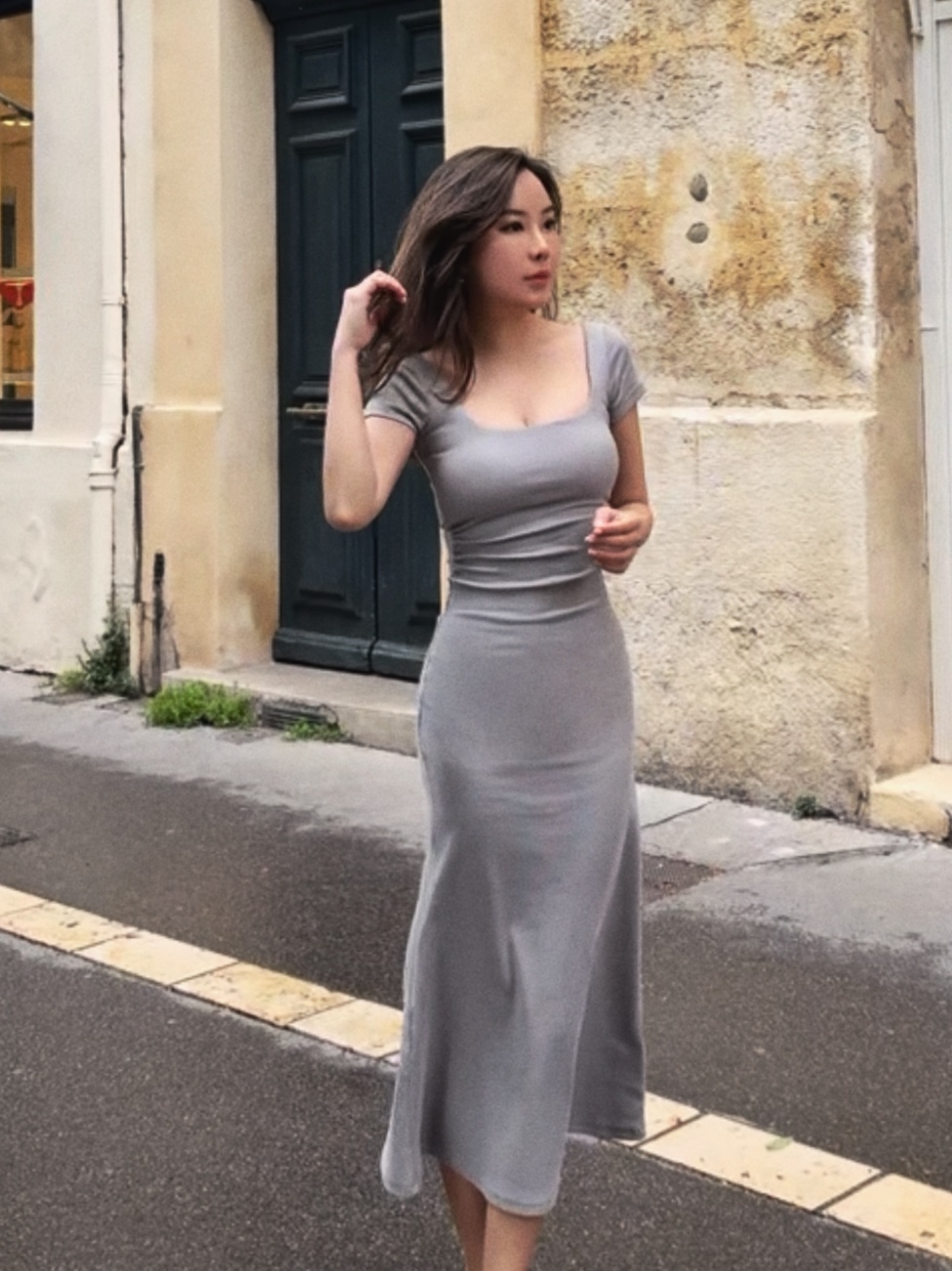 Leisure diary 休閒日記 方領抓皺修身洋裝