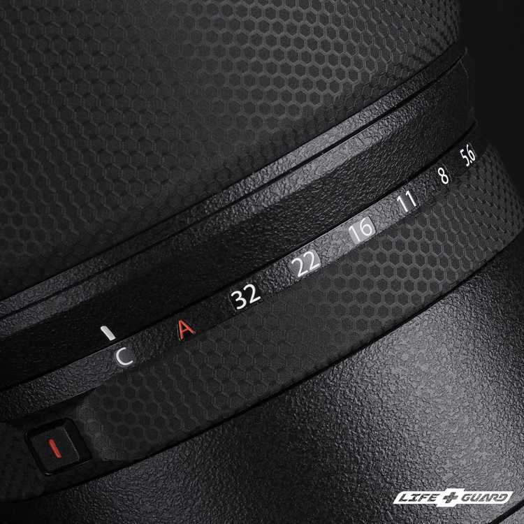 FUJIFILM GF 500mm F5.6 R 鏡頭貼膜展示圖，LIFE+GUARD 黑色砂紋風格