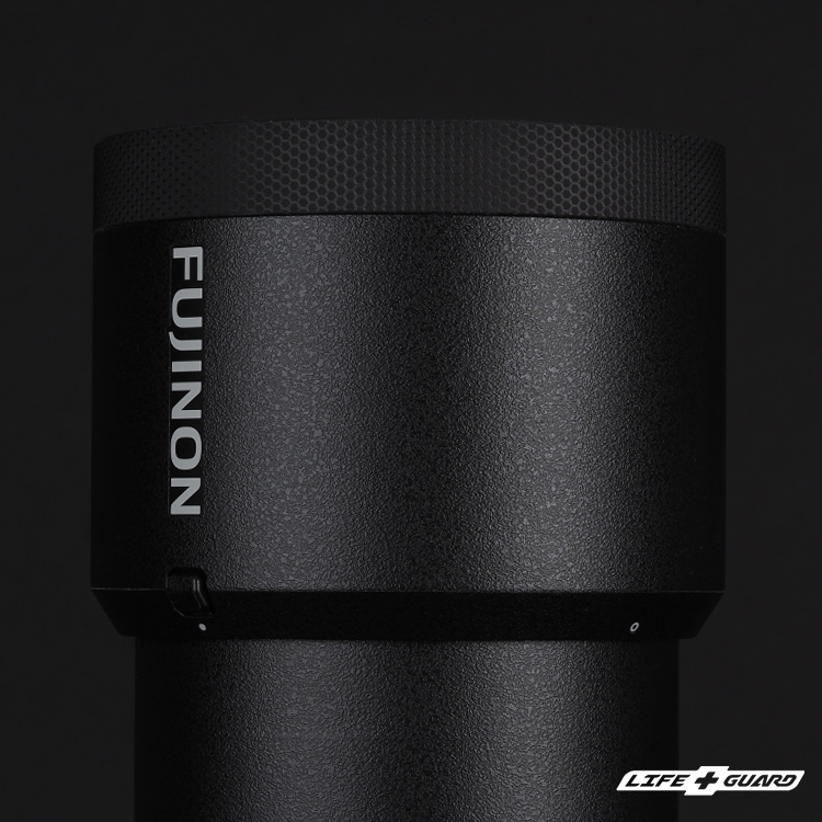 黑色砂紋貼膜質感特寫，LIFE+GUARD 設計風格