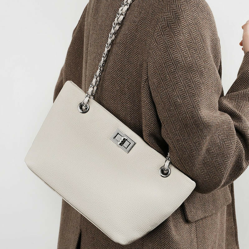 牛皮肩背包 百搭單肩包 大容量托特包 小香風包包 側背鏈條包 水餃包 雙背法包 奶茶色包包 大人味 送閨蜜 禮物 148