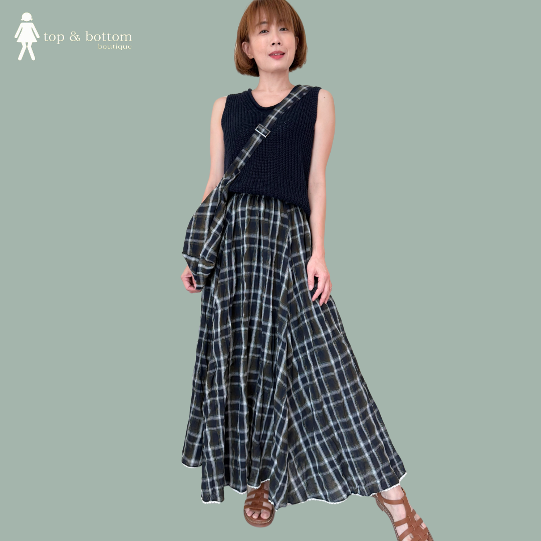 WRINKLED PLAID LONG SKIRT