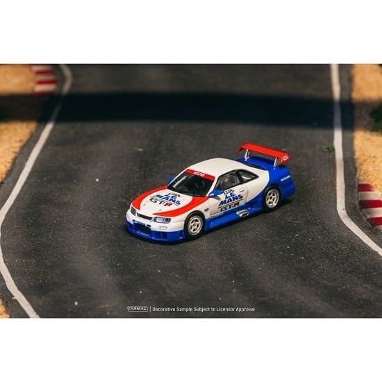 Tarmac Works 1/64 Nissan NISMO GT-R LM Test Car
