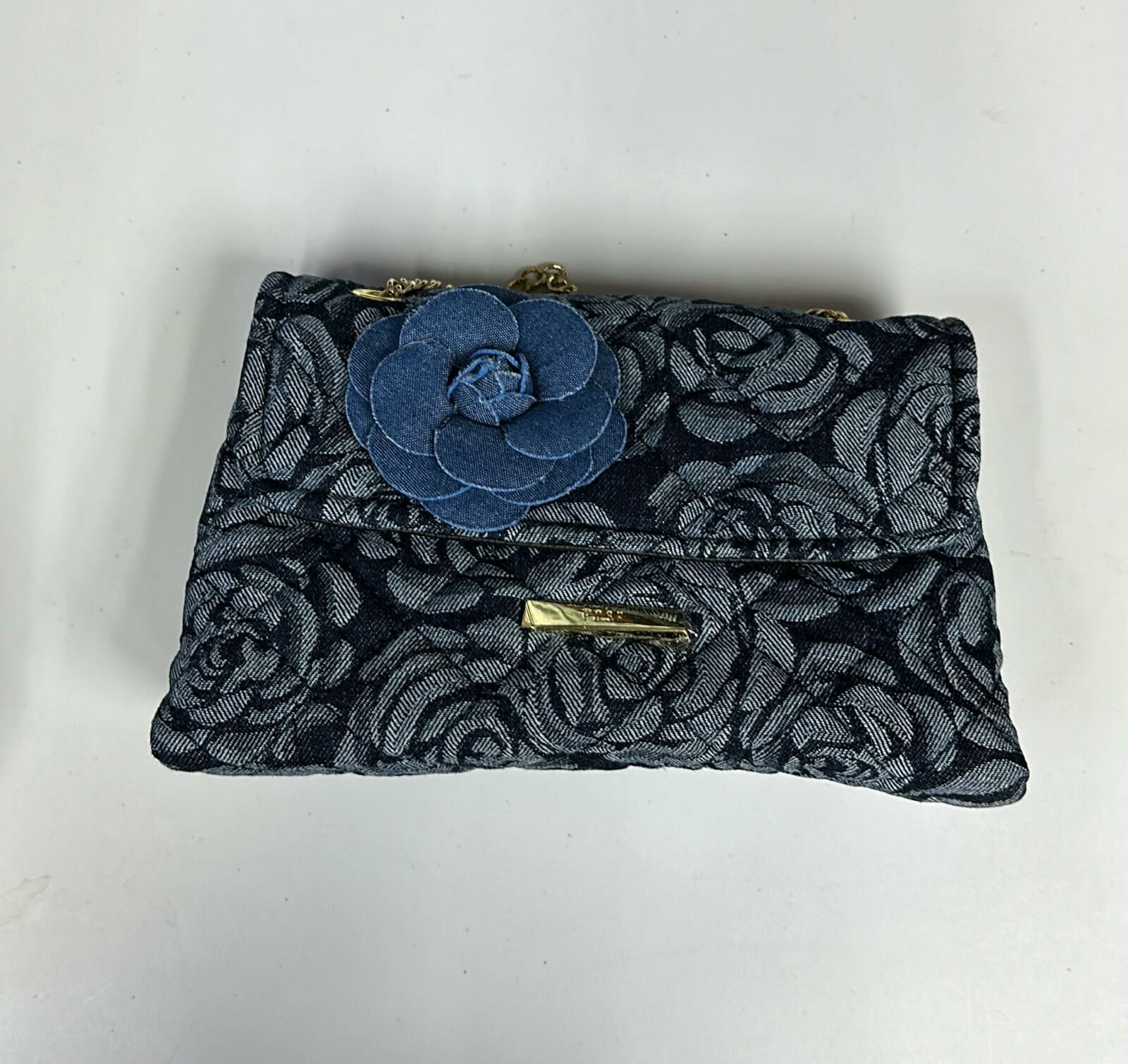 Cd6733**