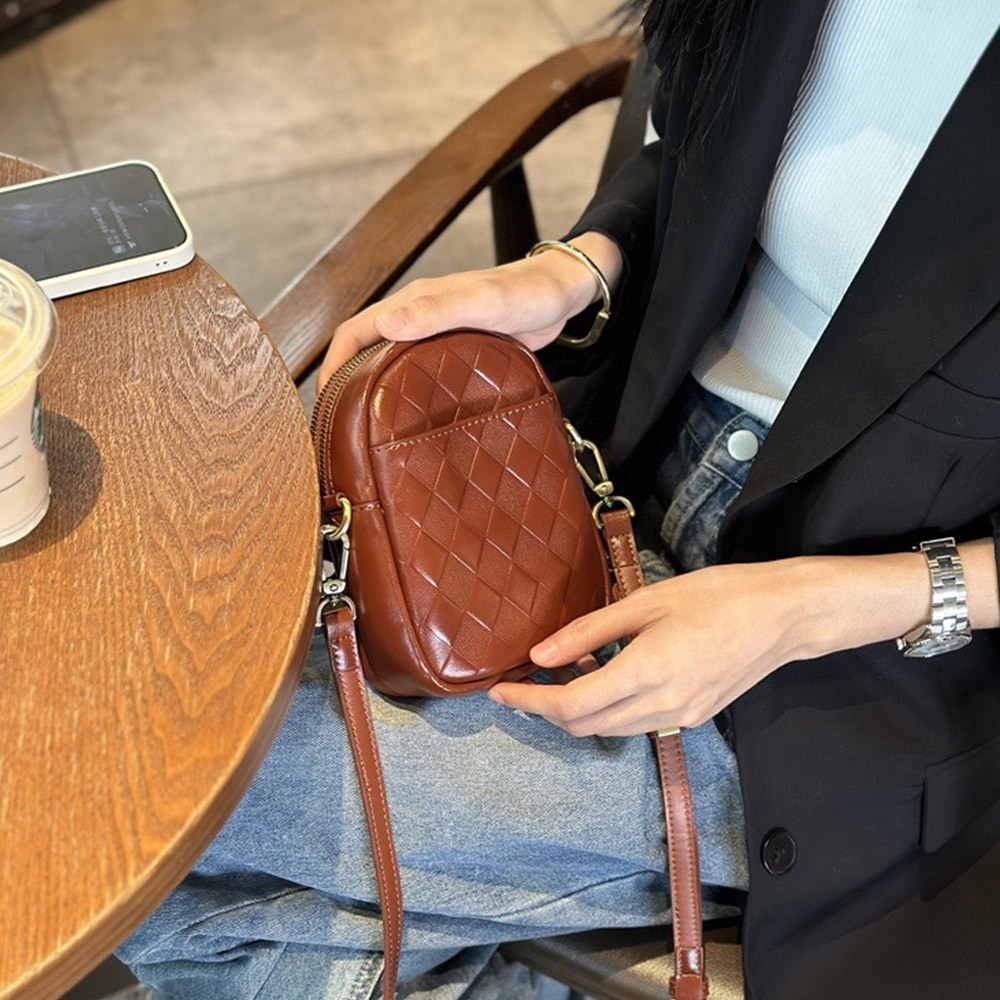 包包女斜背包 小包包 便攜包 斜背包女小方包 可愛包包 白色包包 菱格包包 牛皮包包 真皮包包 菱格小方包 禮物 114