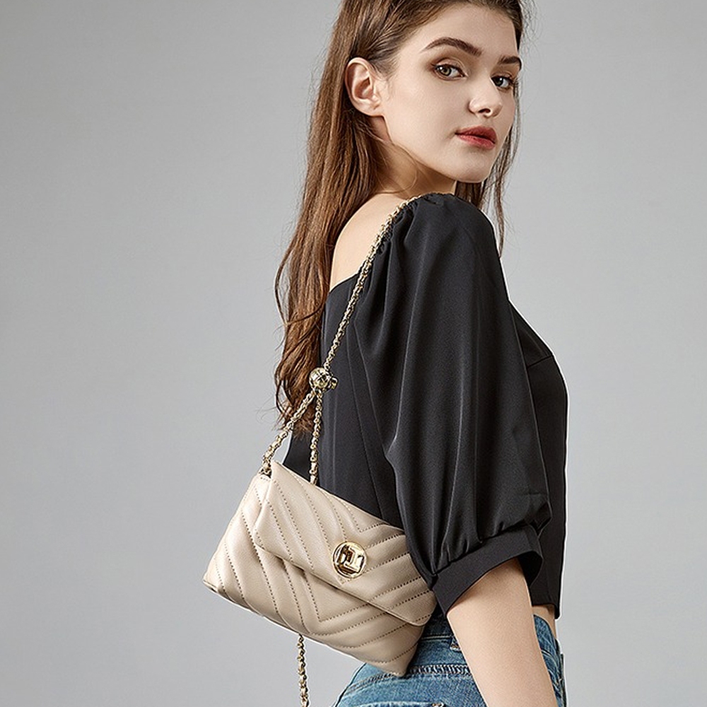 包包 肩背包 斜背包 真皮包包 小香風包包 小金球包包 鏈條包 軟皮包包 牛皮包包 氣質包包 小包包 女生禮物 113