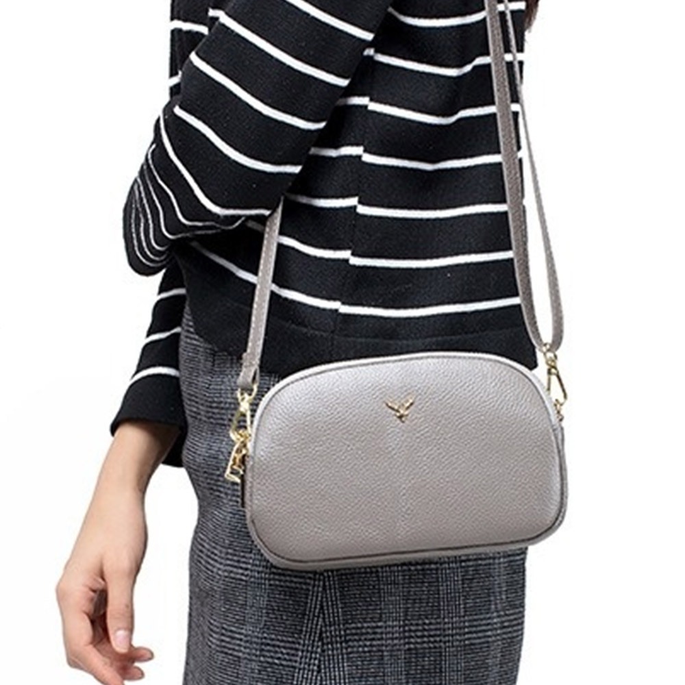 包包 斜背包 小方包 側背包 手拎包 小包包 攜便包 散步包 真皮包包 牛皮包包 黑色包包 三層拉鍊包 生日禮物 110