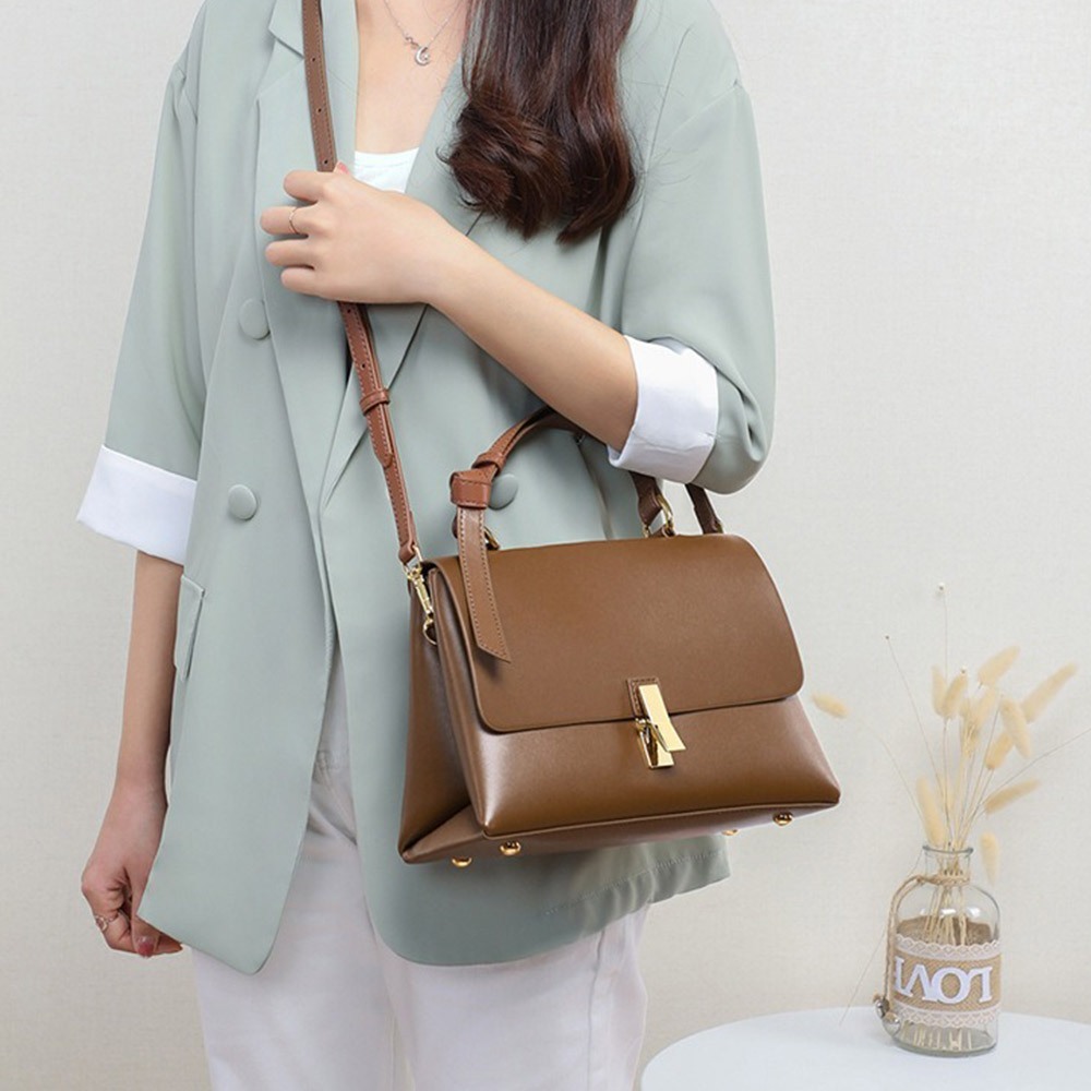 斜背包 包包女 側背包 手提包 韓系包包 真皮包包 白色包包 通勤包 翻蓋包 小眾包包 牛皮包包 女生禮物 送禮 106