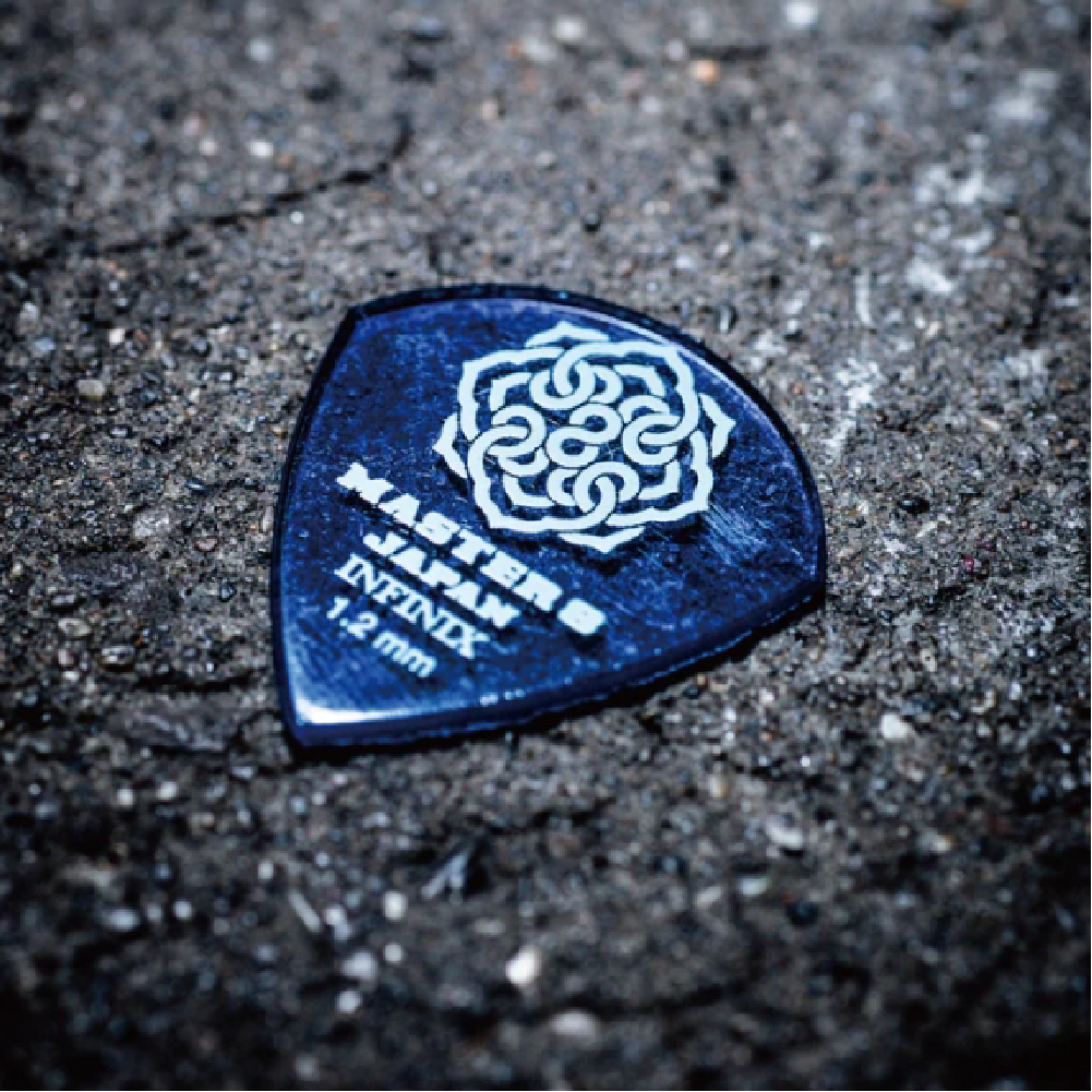 MASTER 8 JAPAN MASTER 8 JAPAN / INFINIX 磨砂吉他彈片 第 2 張圖片｜三峽吉他 / Bass