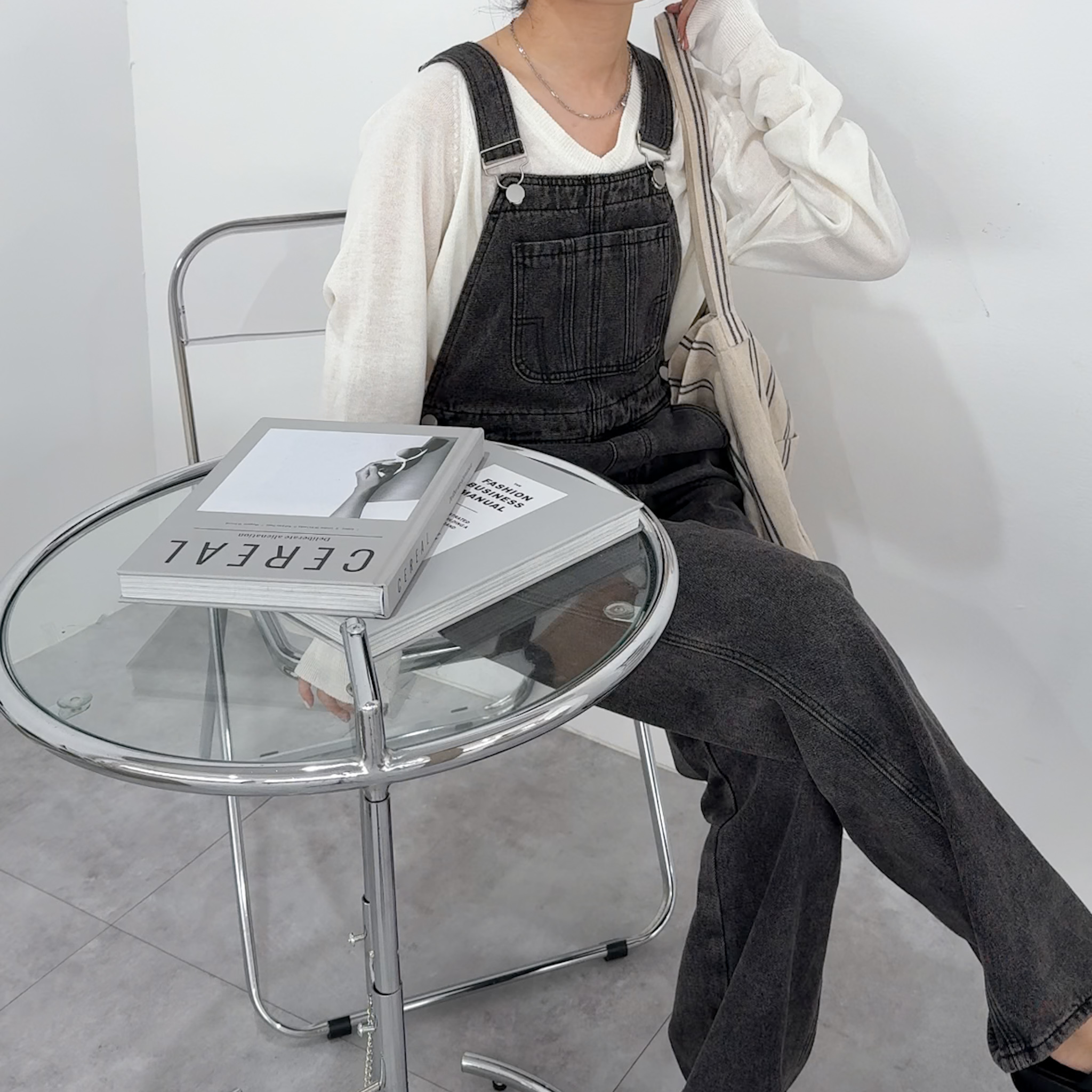 Y16休閒刷色牛仔直身吊帶褲(黑)