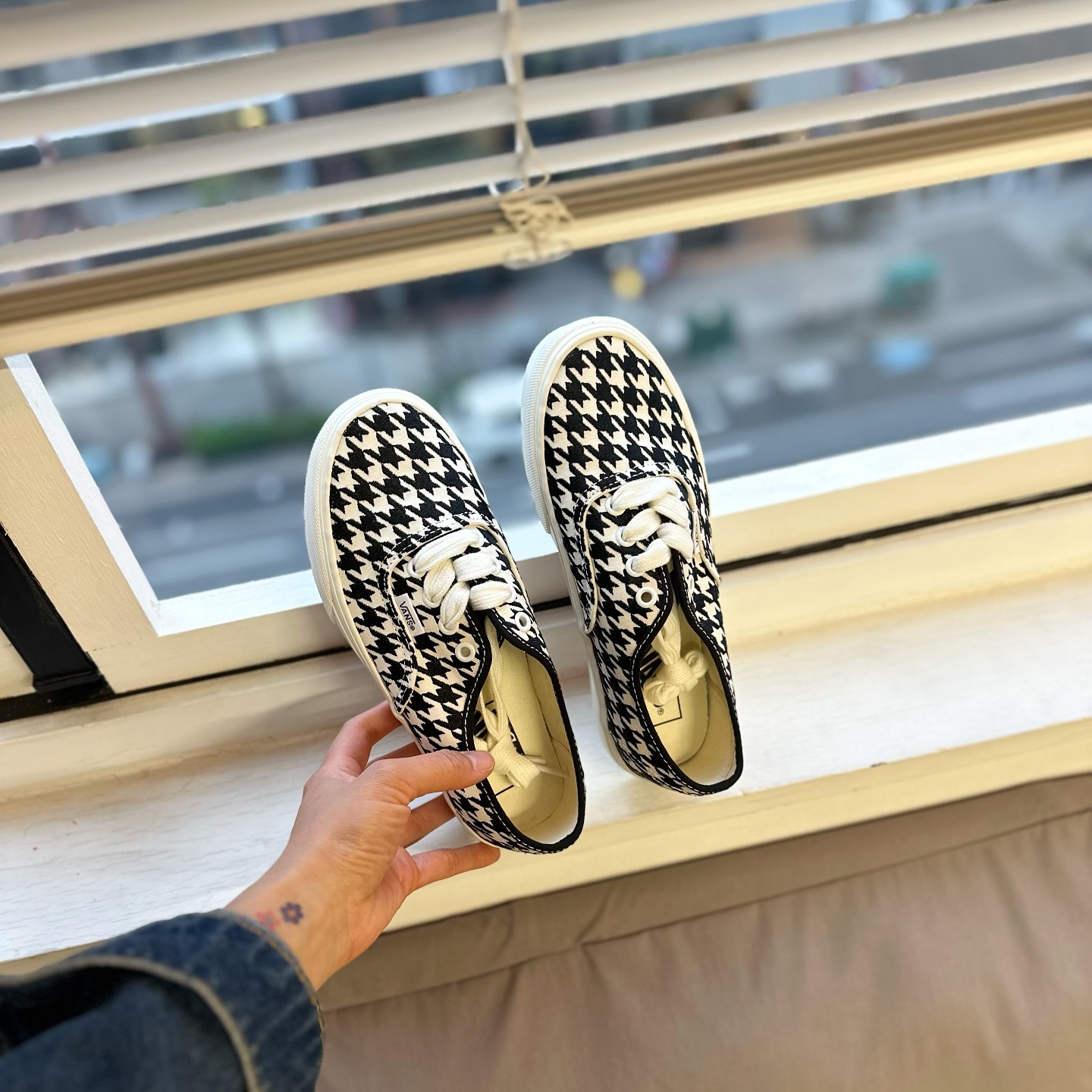 Vans Authentic Houndstoo 日本新款 千鳥格 小香風 黑色 白色 基本款 VN000BW5YB2