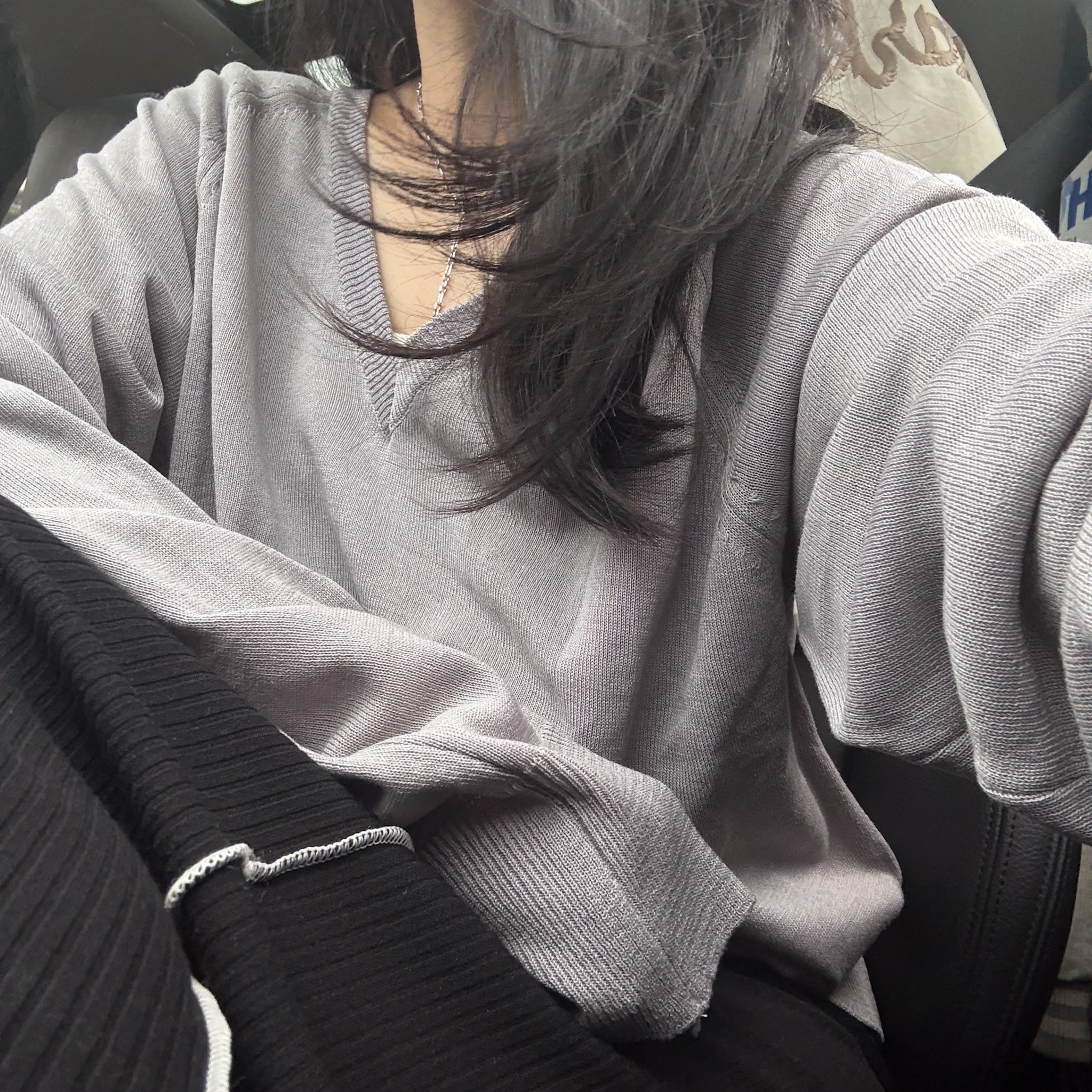 Y32V領無肩線細紗棉針織衣(灰)