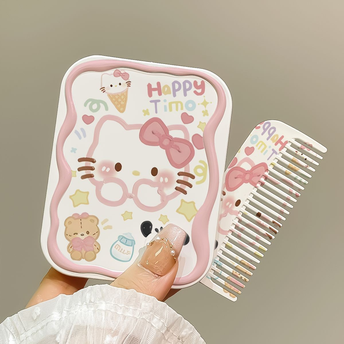 Cute Kitty Flip Cover 2-in-1 Comb & Makeup Mirror