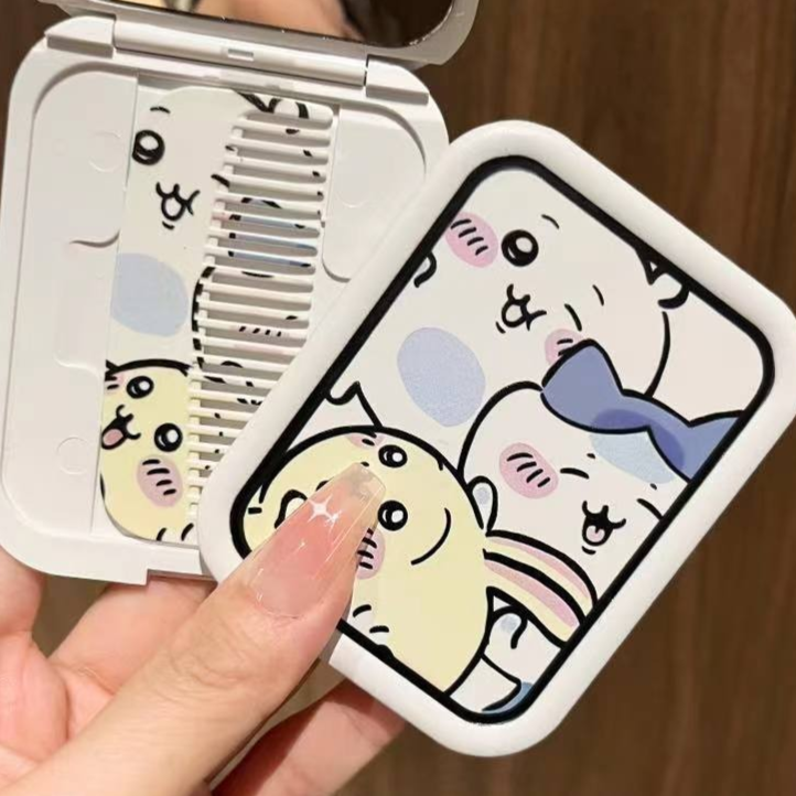 Cute 吉伊KAWA Flip Cover 2-in-1 Comb & Makeup Mirror