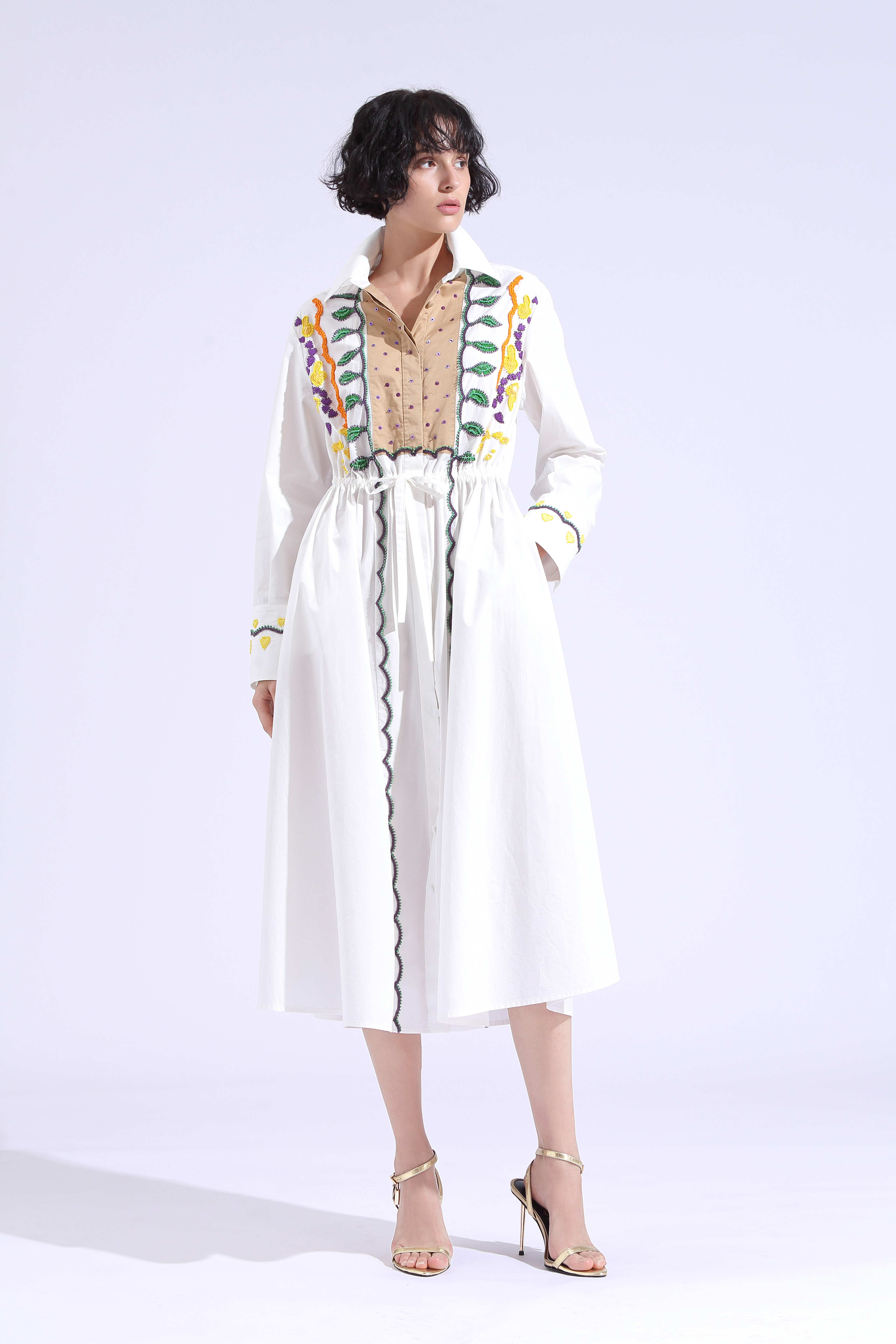 BE10016E1 藤蔓花重工襯衫式長洋