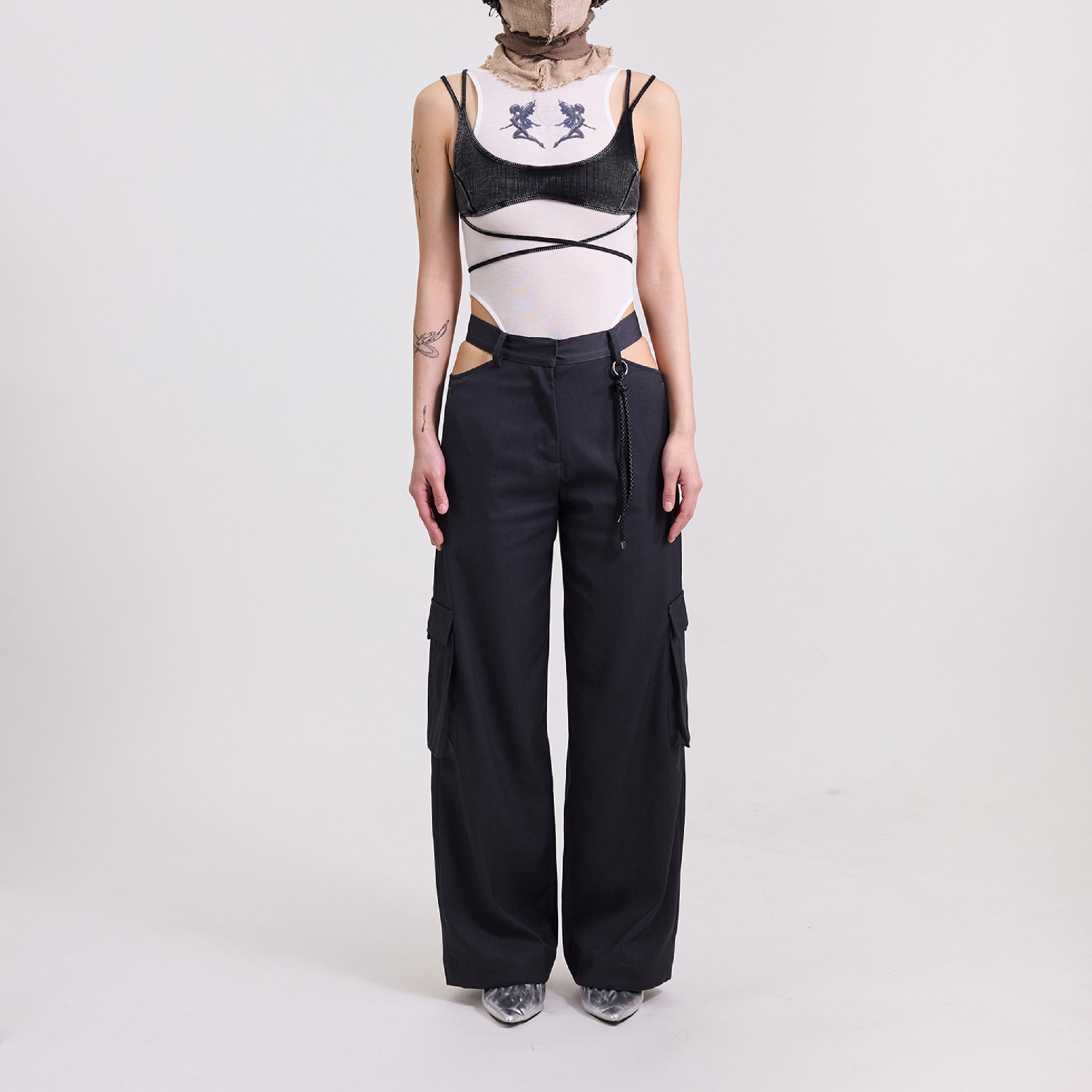 SILVER NINE 露腰cargo落地西褲