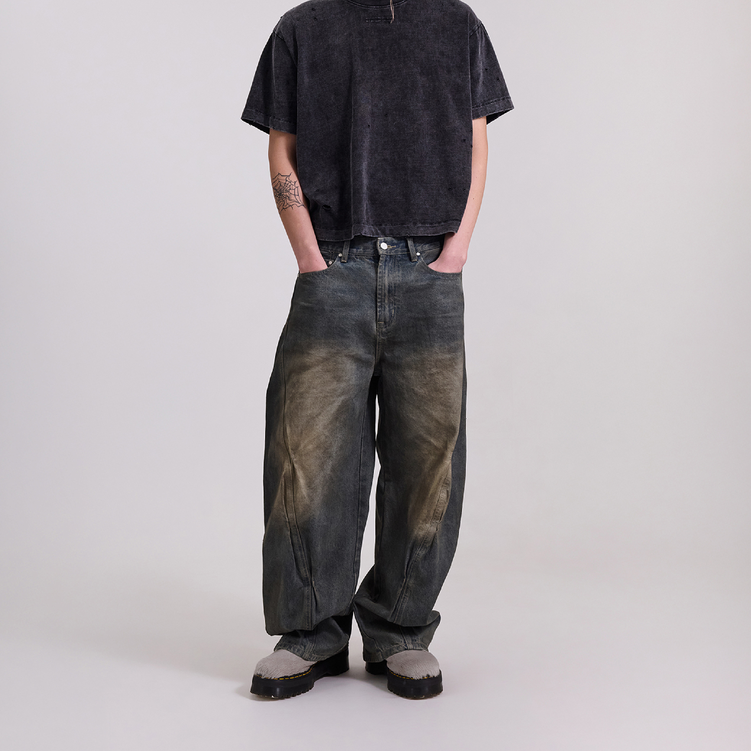 SILVER NINE 重磅髒洗剪接打褶丹寧褲(男女款)