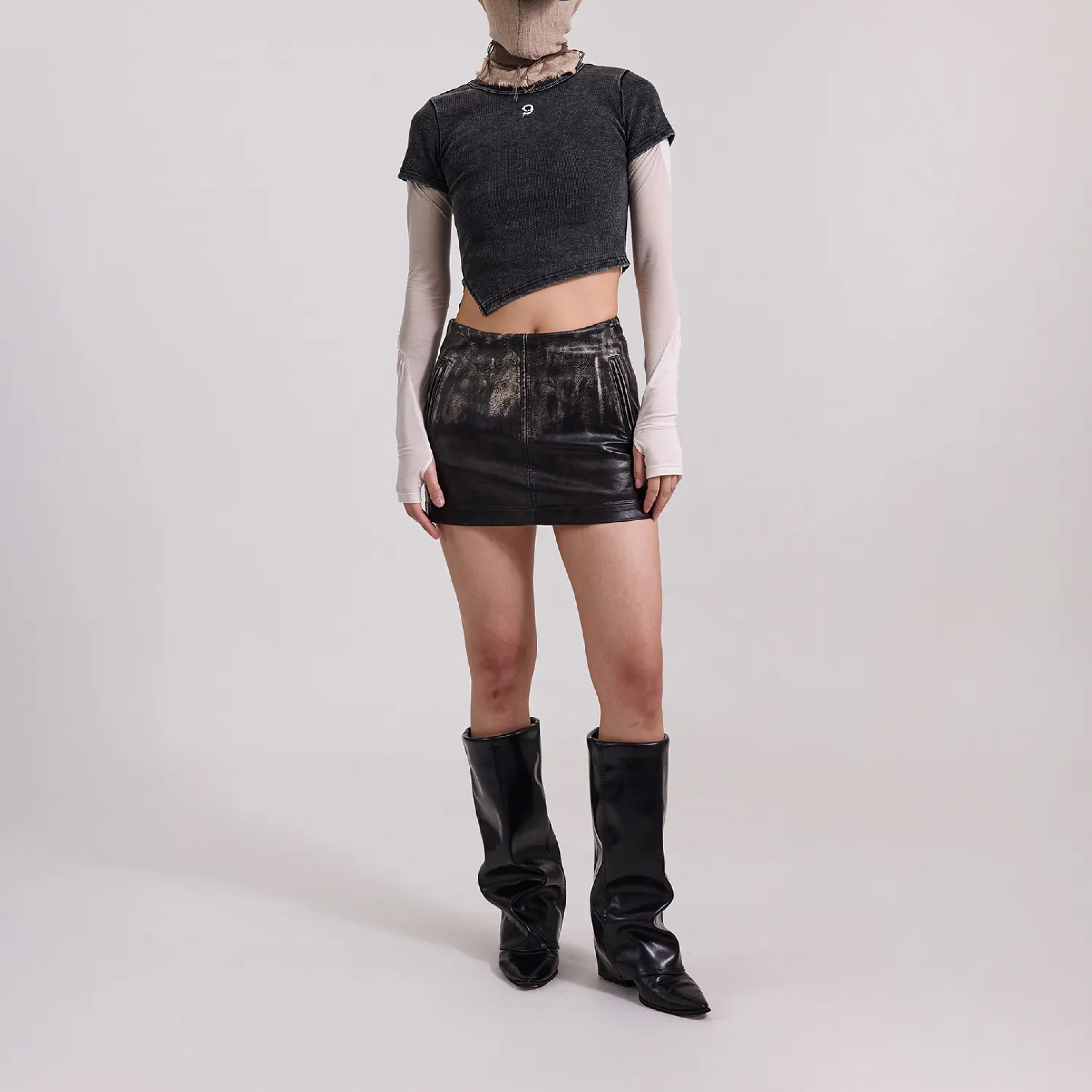 SILVER NINE 髒洗低腰皮短裙