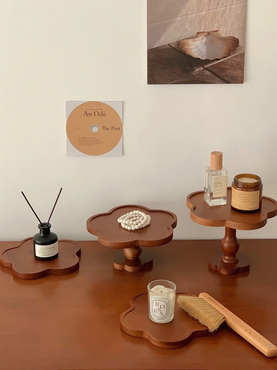 花瓣滾邊造型木質點心飾品收納盤擺件 / 2款