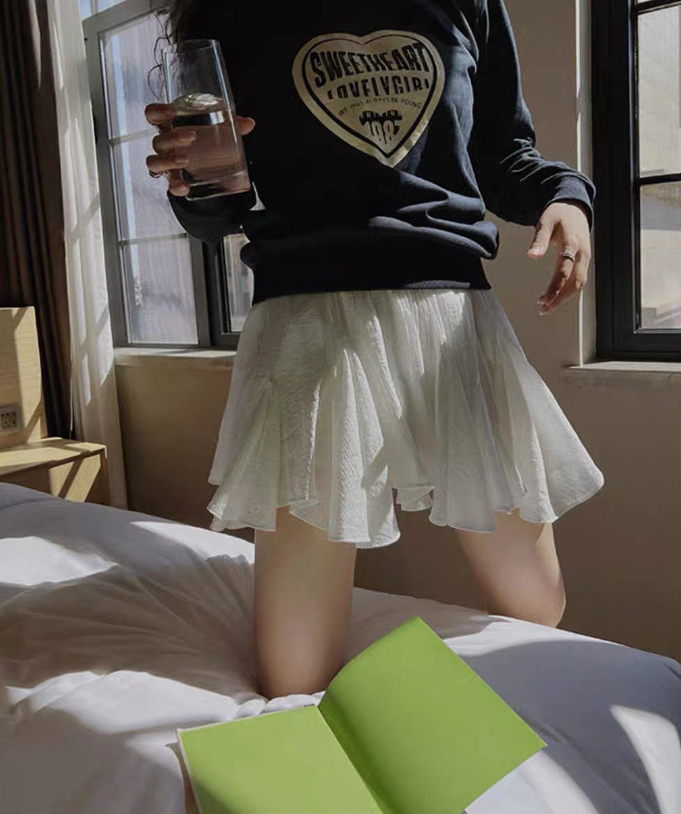 雲朵白不規則層次下擺造型短裙XS-L (Elegant & Love)