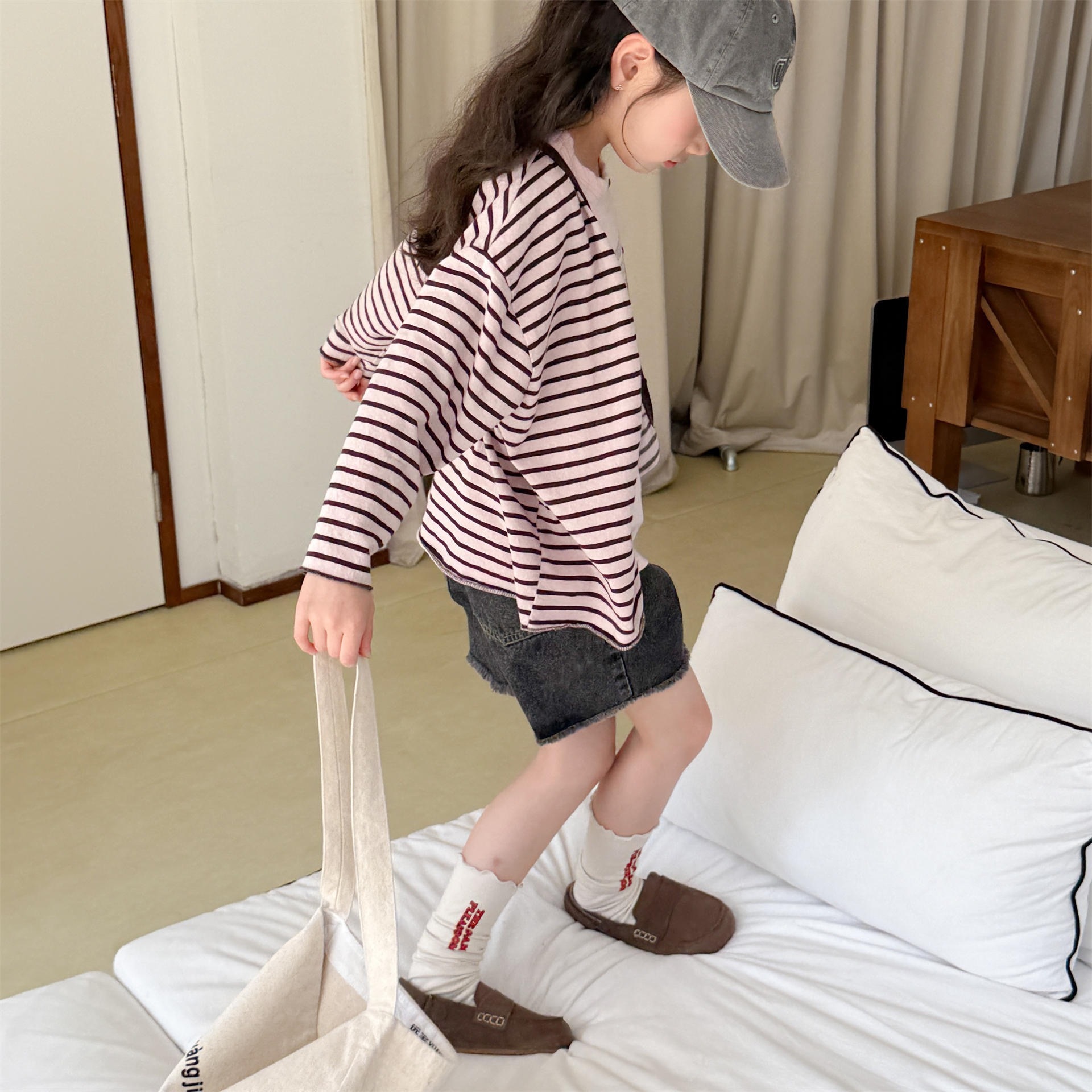 超透氣膚感防曬外套