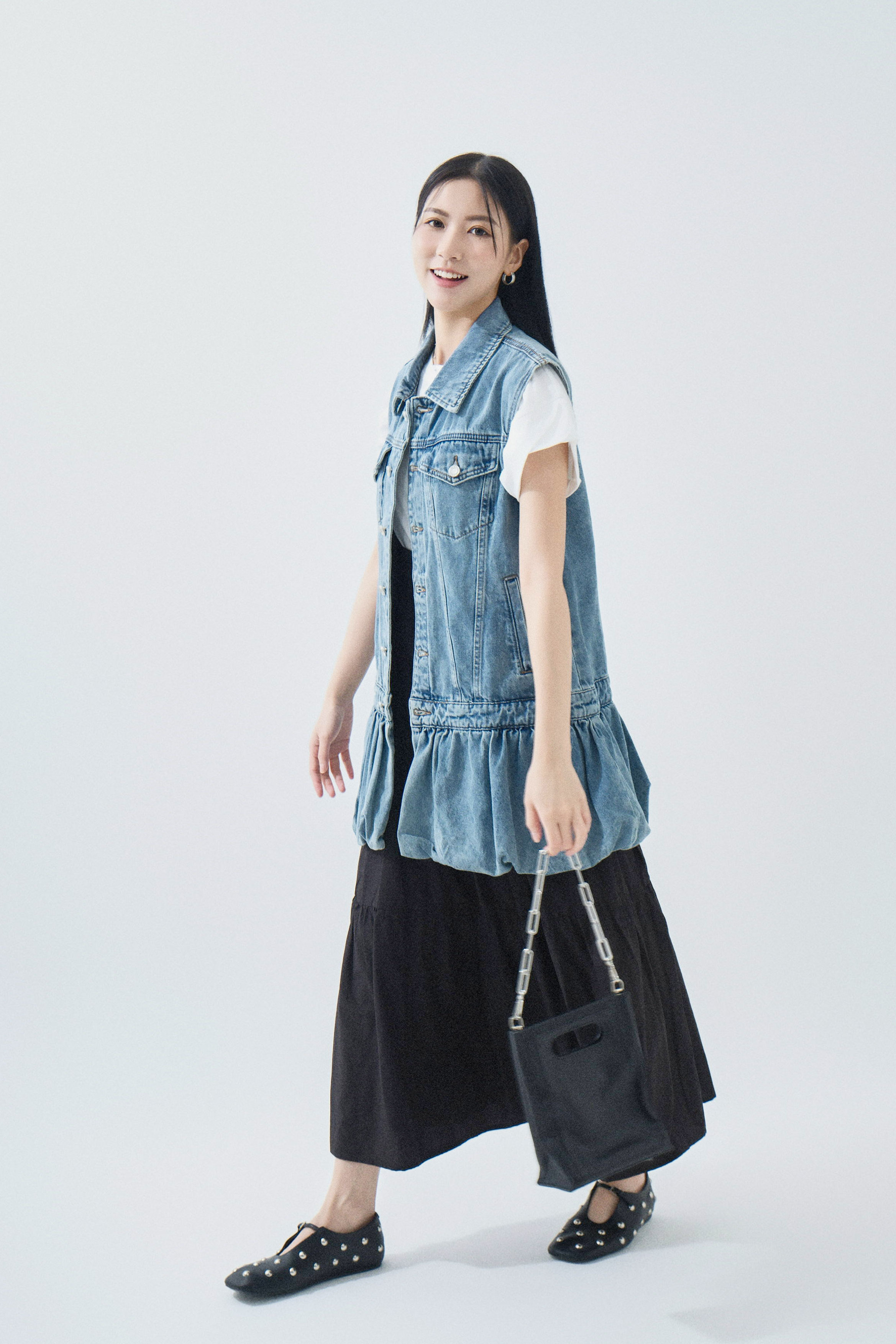 SS25_0149（外套＋Tee＋半截裙）