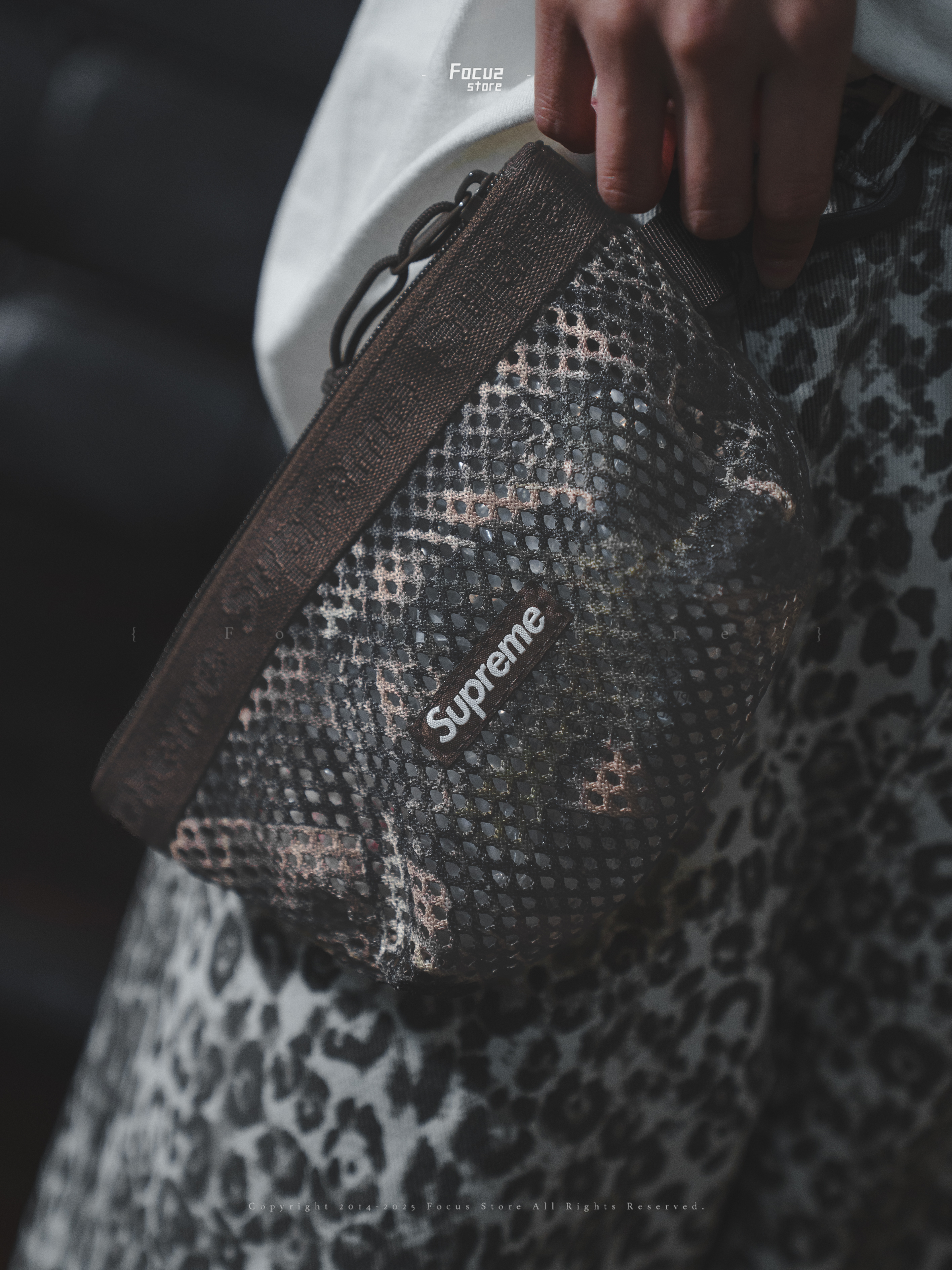 Focus Store】現貨秒發Supreme SS25 Week7 Mesh Mini Pouch 三色