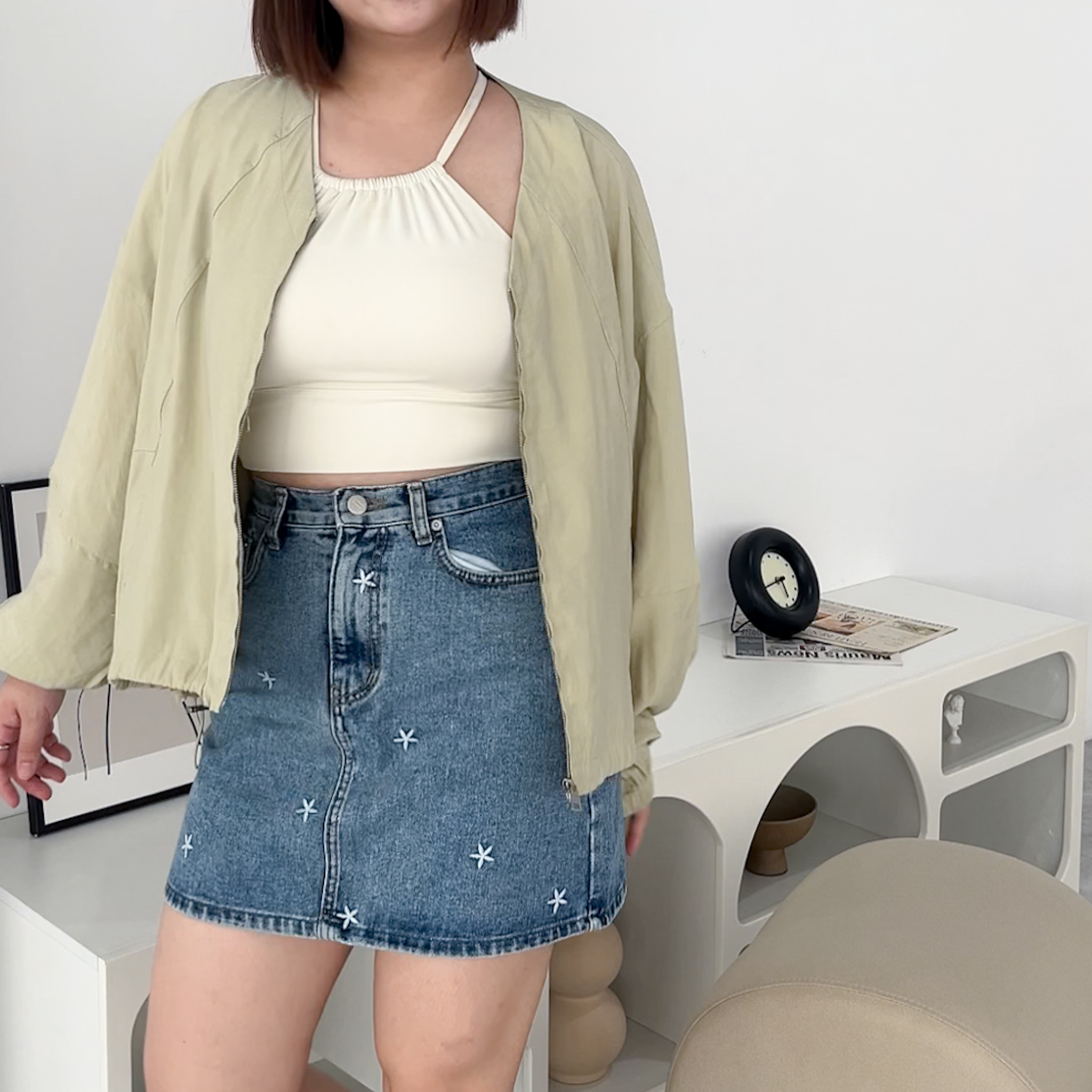 被問翻的刺繡精緻小花牛仔短裙(S/M)