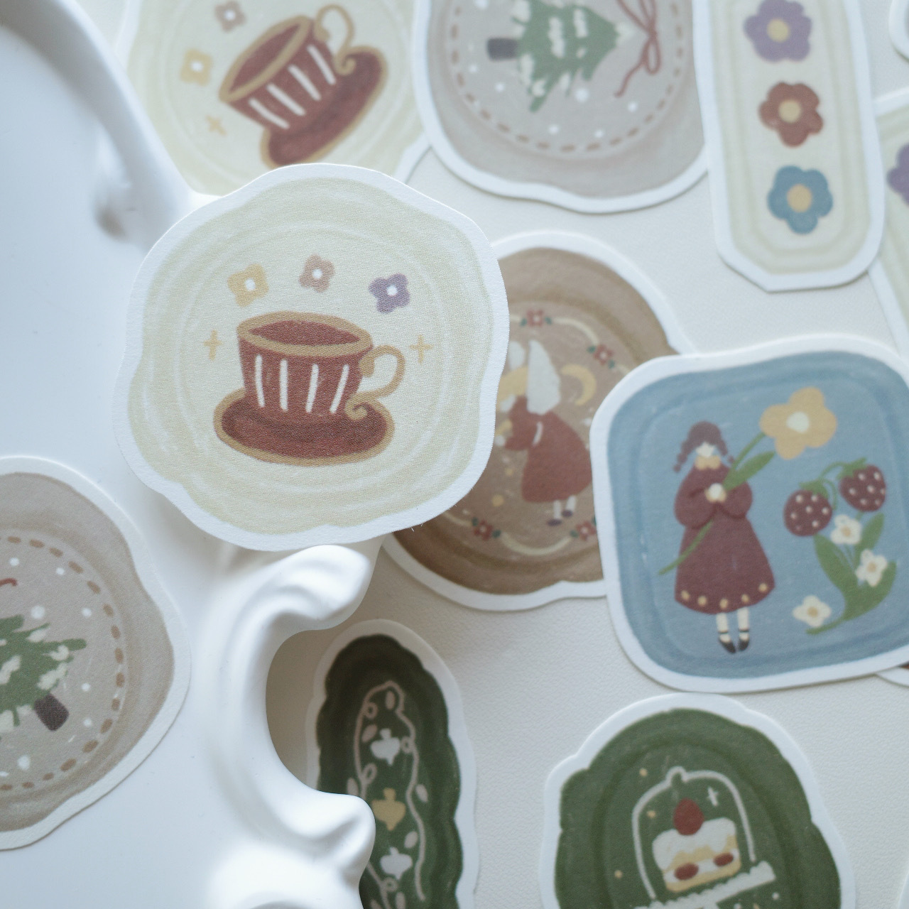 Yier Creative Studio - Paper