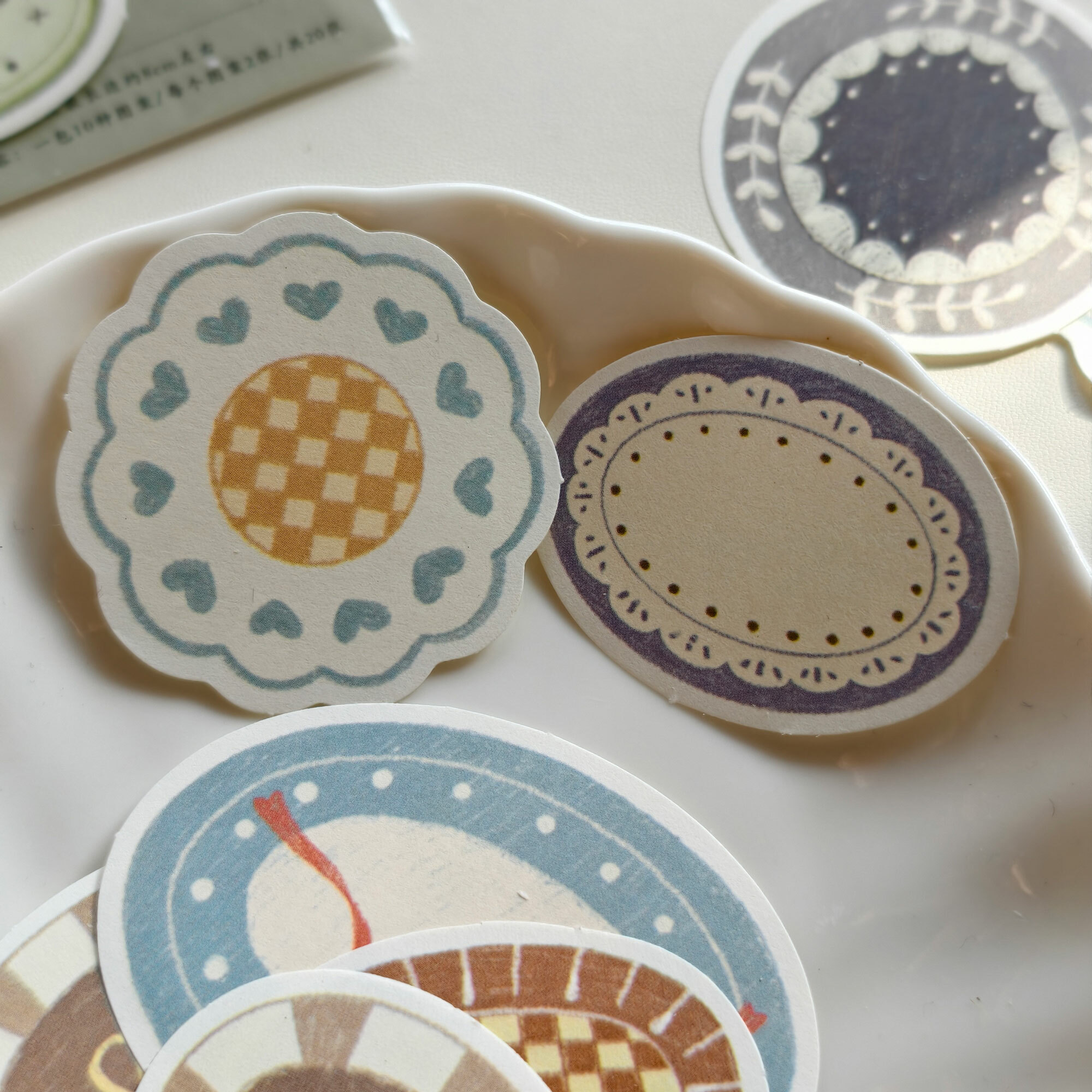 Yier Creative Studio - Paper - Dinner Plate