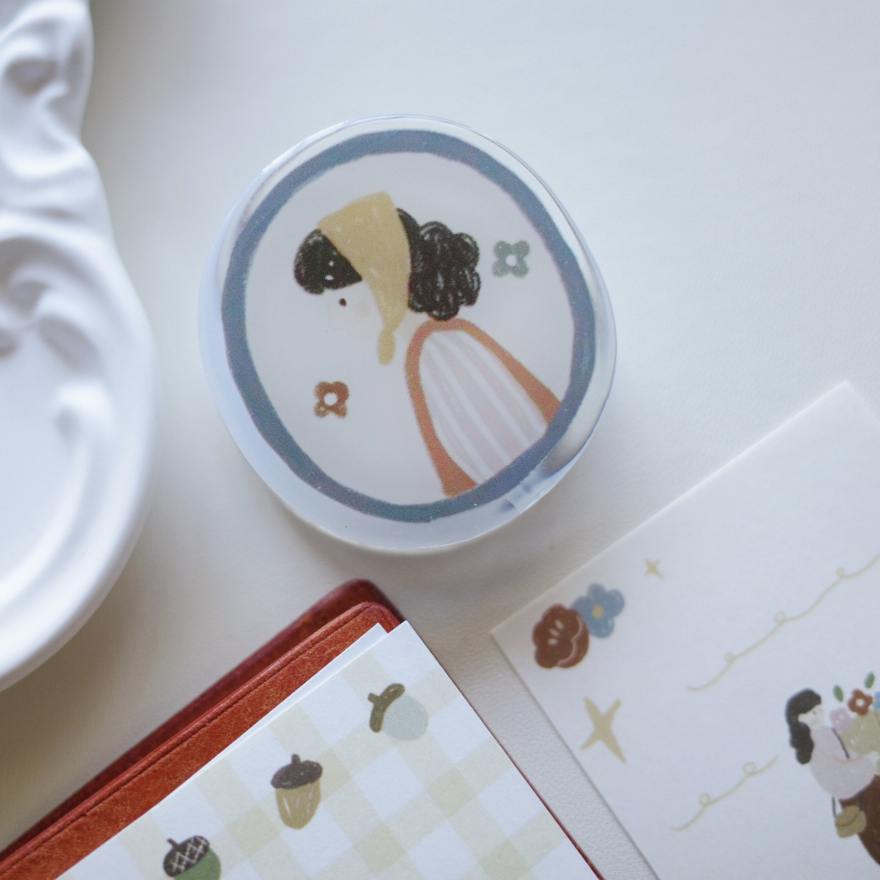 Yier Creative Studio - Clip