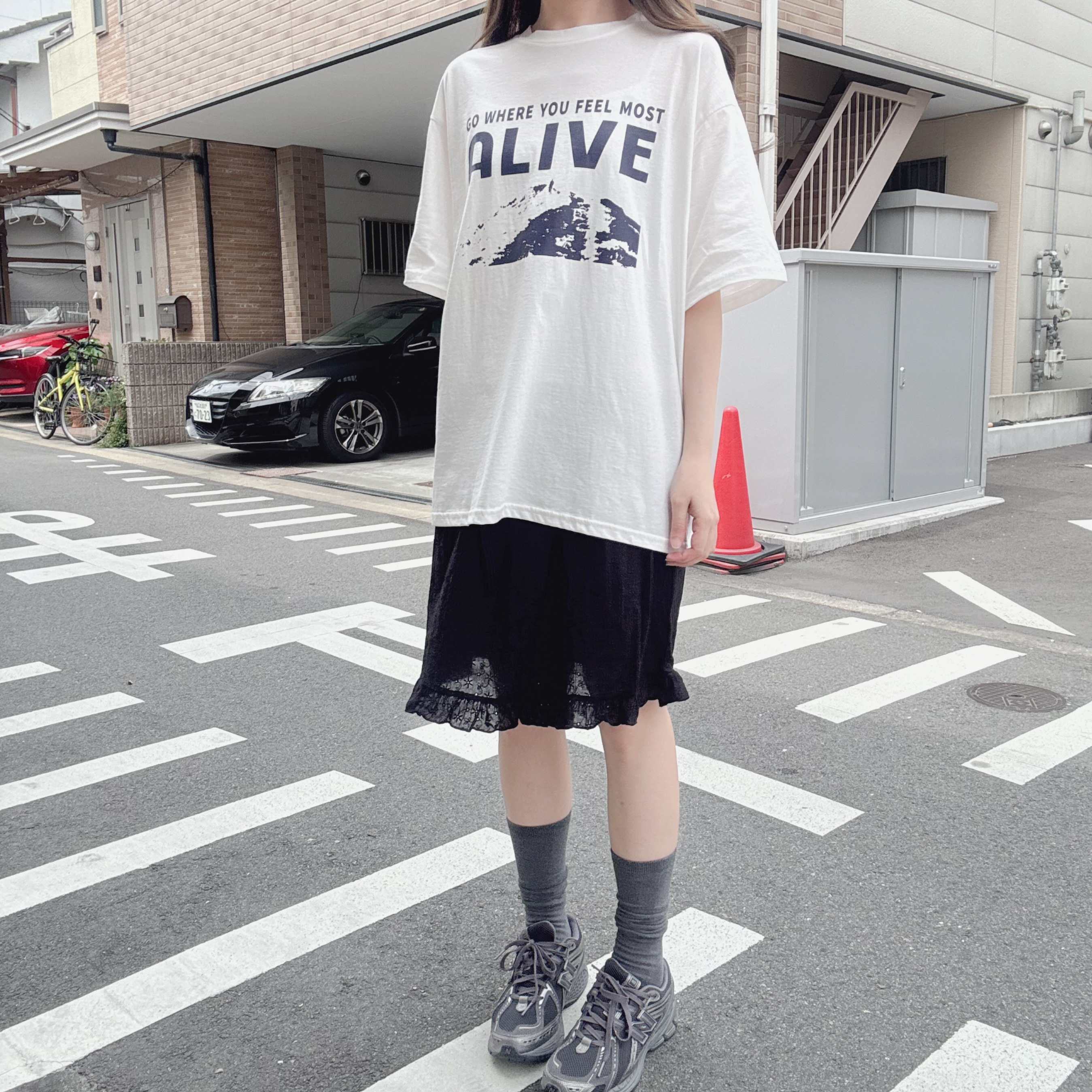 Alive 寬鬆棉tee