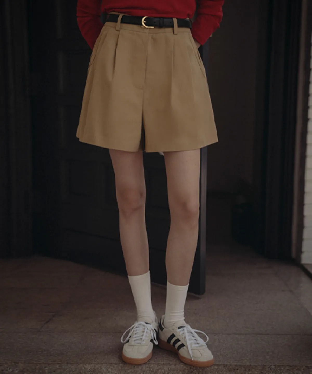 TILLIDIE Classic Two Tuck Cotton Short Pants