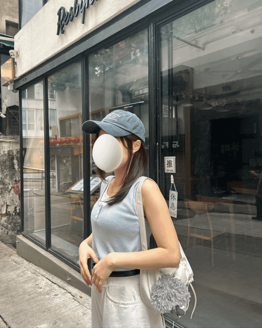 《KR》顯臉小！型格字母cap帽