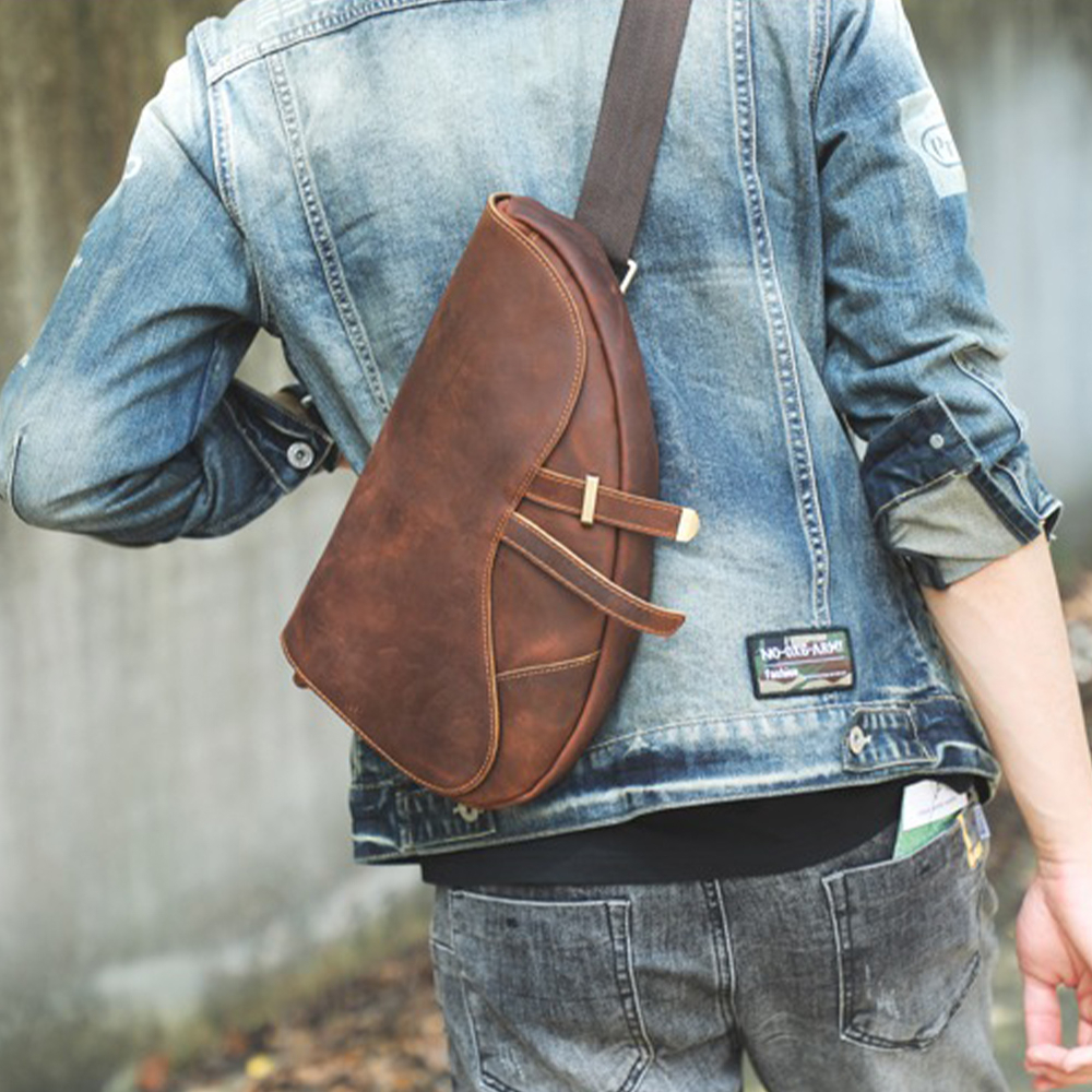 男生包包 馬鞍包 斜背包 胸包 側背包 牛皮包 真皮包包 大容量包包 韓國包包 復古包包 真皮胸包 男生禮物 254