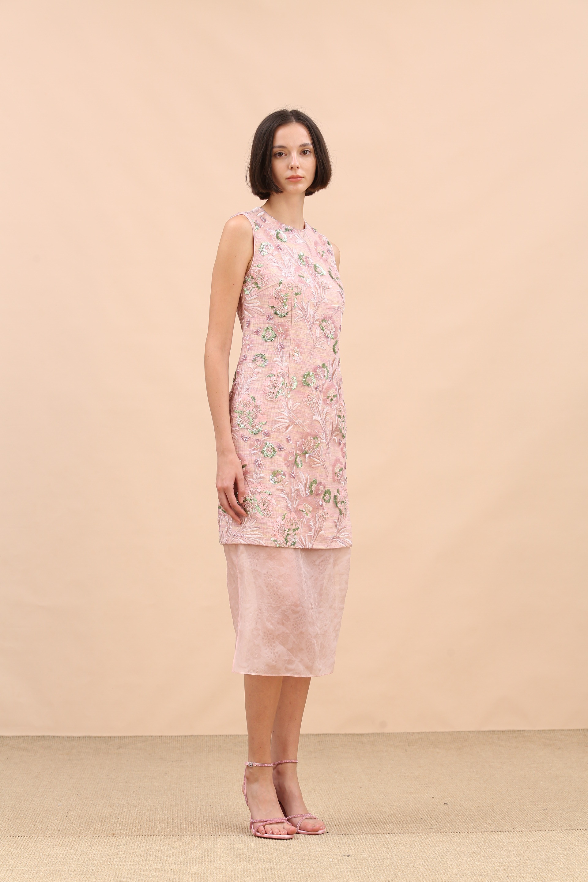 BE10126E1 東方玫瑰新中式重工旗袍長洋 (高訂款)