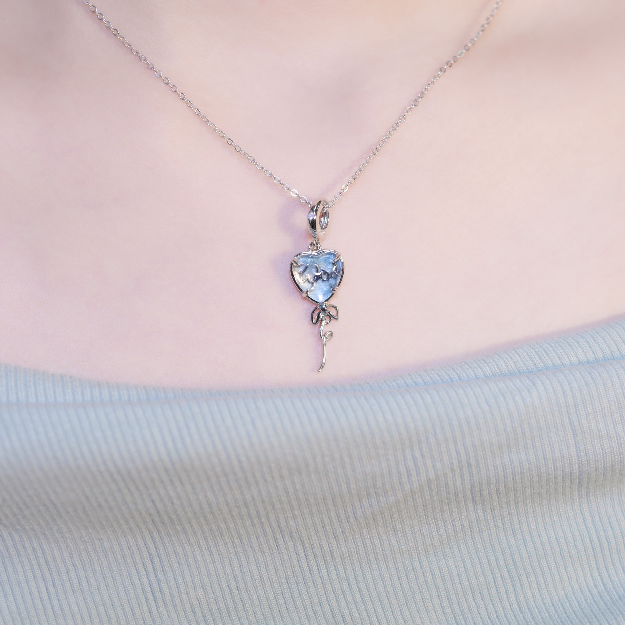 | 925純銀・厚鍍白金 | 愛意玫瑰項鍊 | NE1390 |