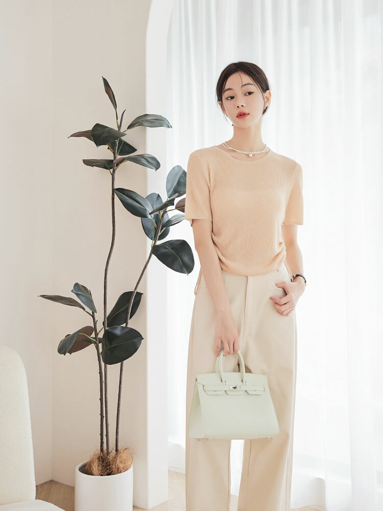 * 必備手提真皮鉑金包