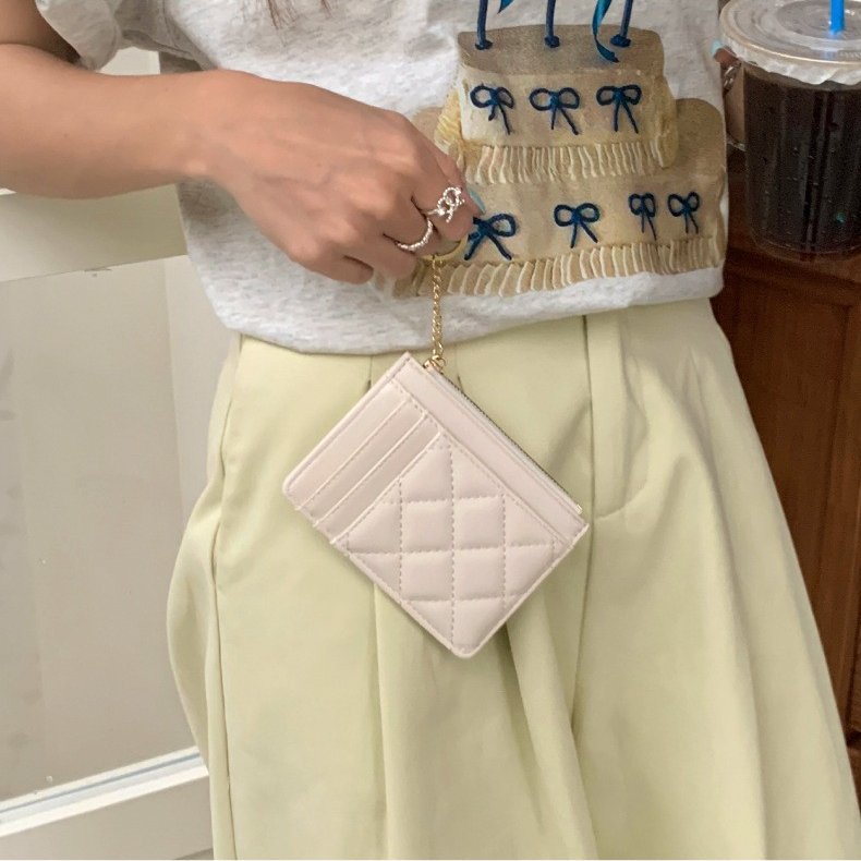 INS-Style Quilted Multi-Slot Card Holder