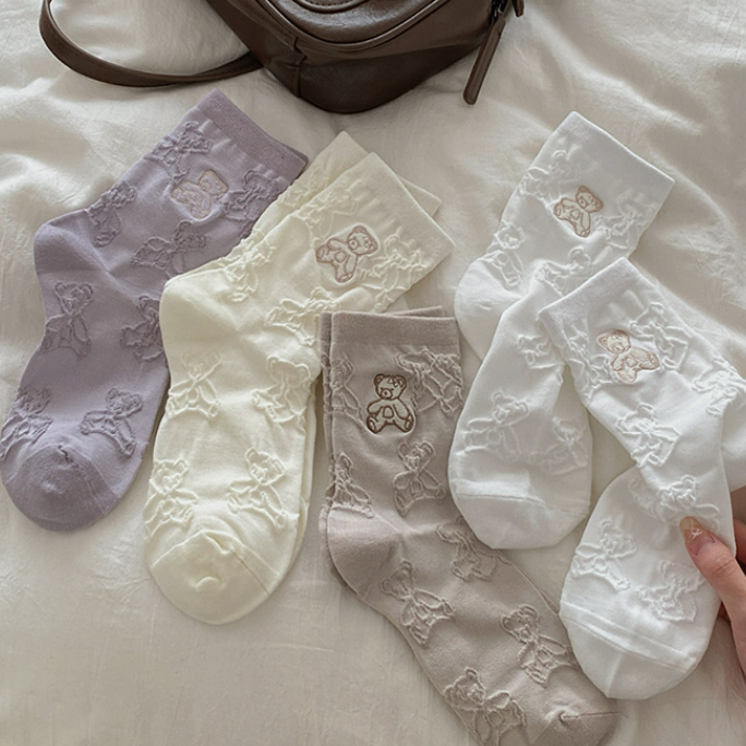 《5922》♾️可愛刺綉立體小熊中筒棉襪