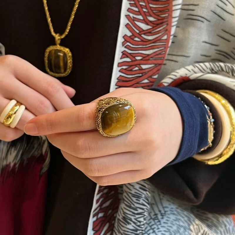 指環 女生戒指 高級感 輕奢 小眾設計 虎眼石 天然石 法國小眾 項鍊 頸鏈 鎖骨鏈 吊墜 配飾 飾品 復古風 366