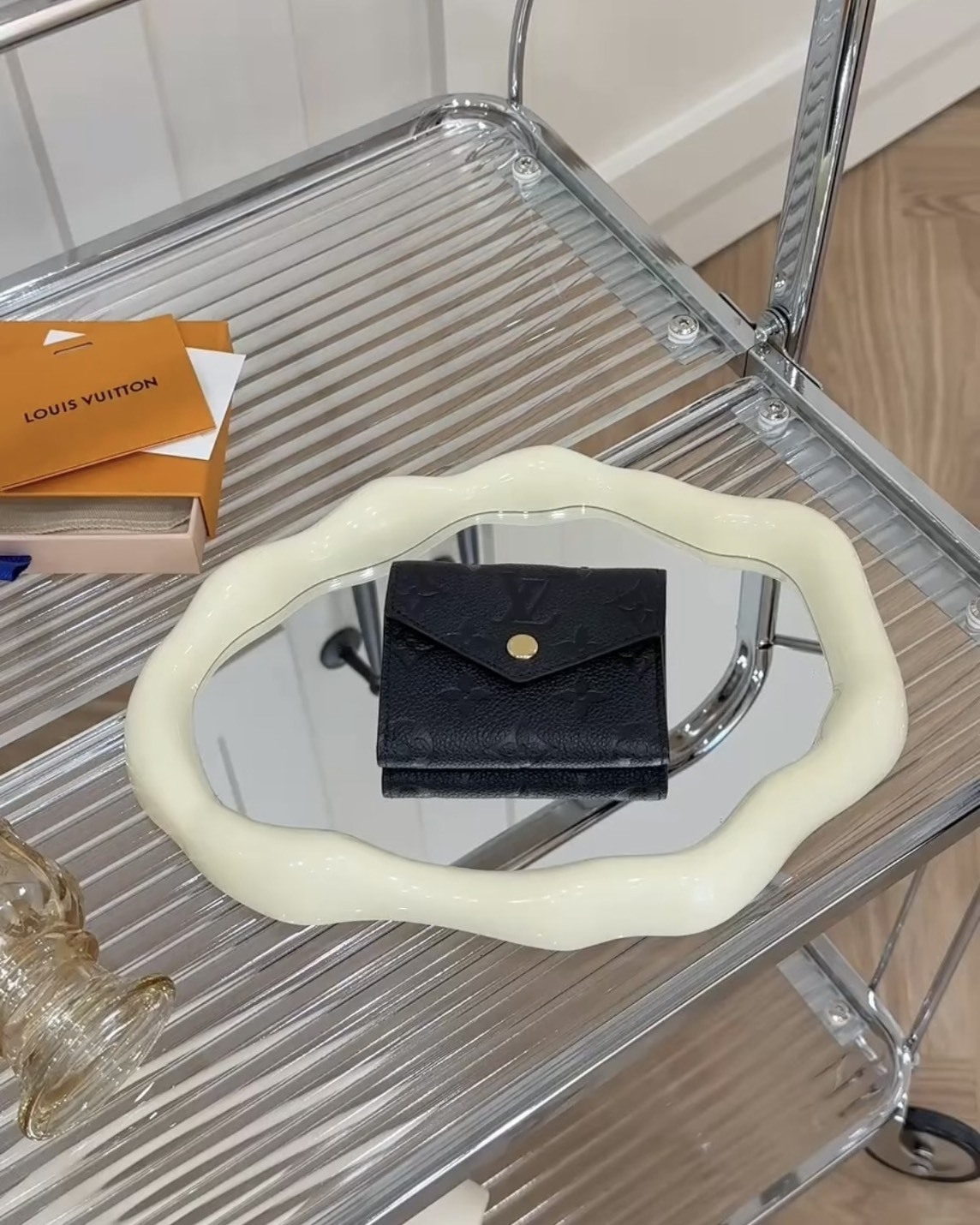 LV｜ZOE 皮革三折短夾 黑色 M62935