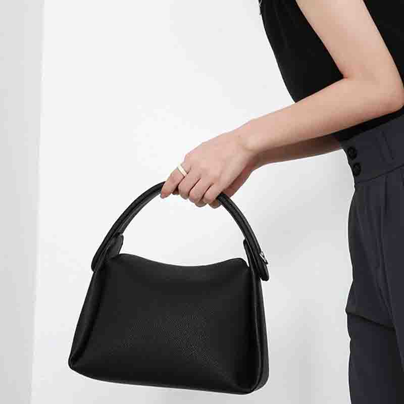 包包女 包包 斜背包 手提包女 包包女斜背包 休閒枕頭包 卡其色通勤包 手拎斜背包 韓版斜背包 韓國手提包 333