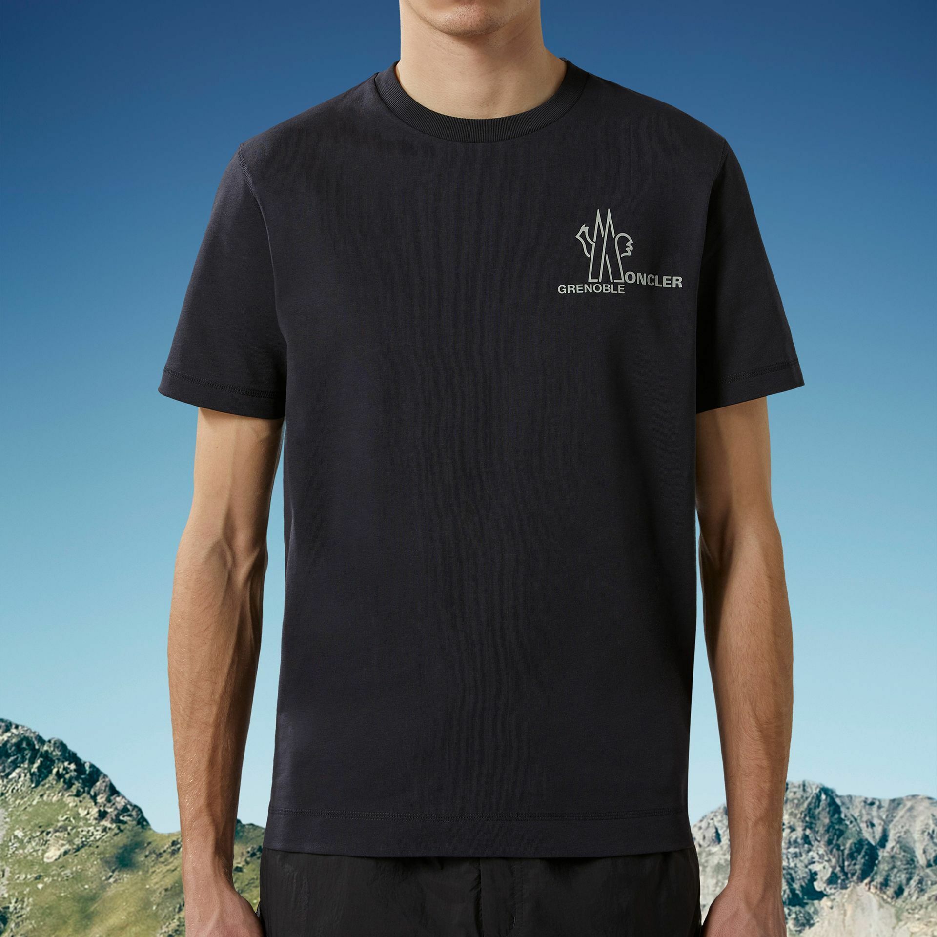 【代購】Moncler Grenoble Series T-Shirt Men's Dark Blue